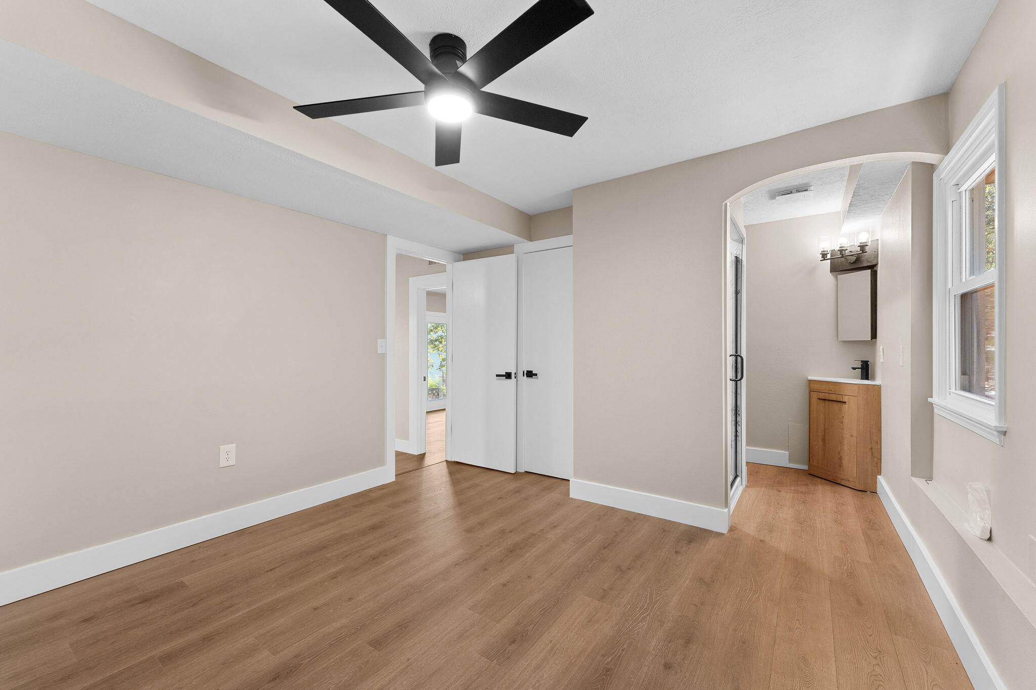 144 Santana Circle Property Photo 35