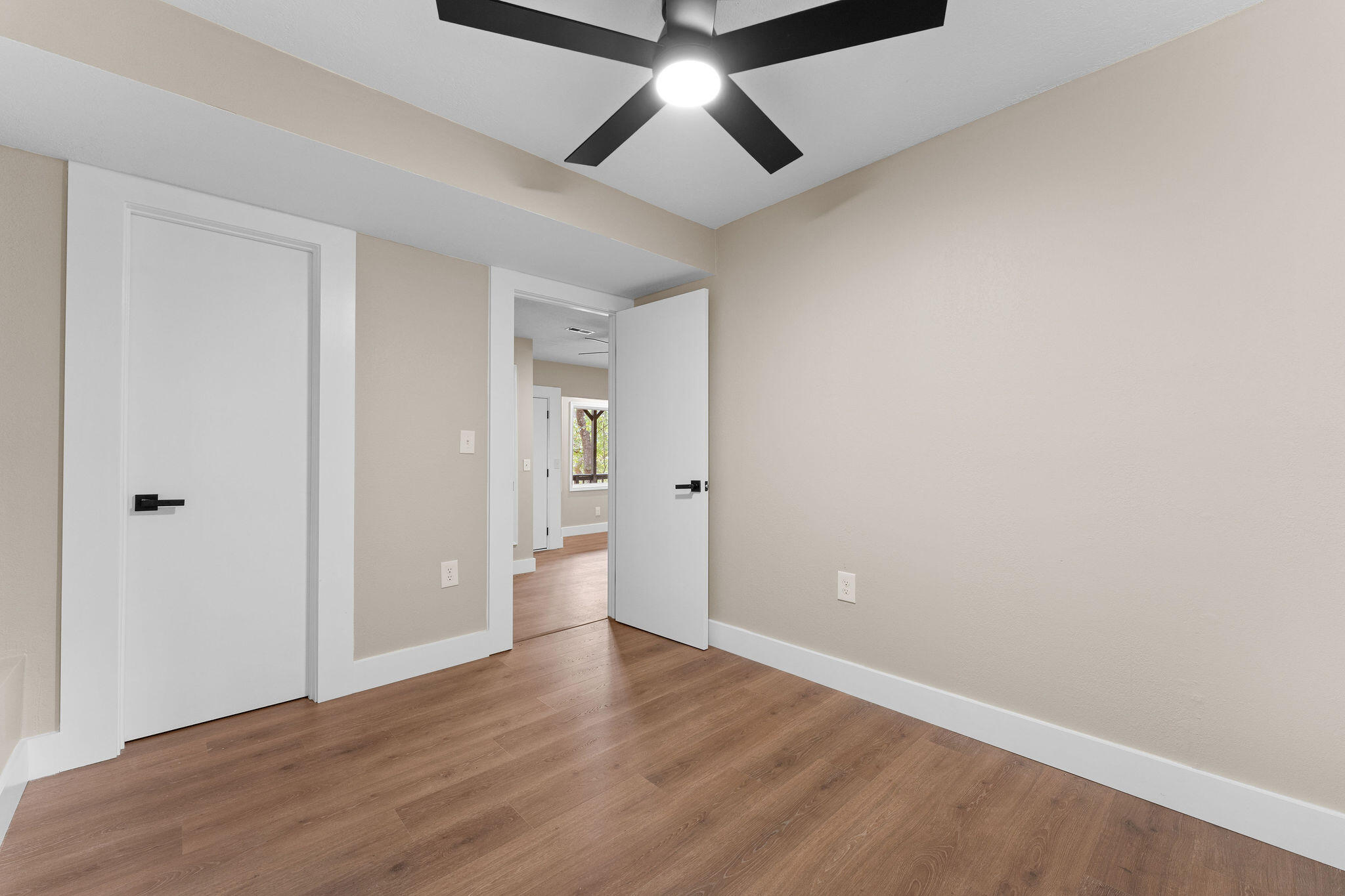 144 Santana Circle Property Photo 38