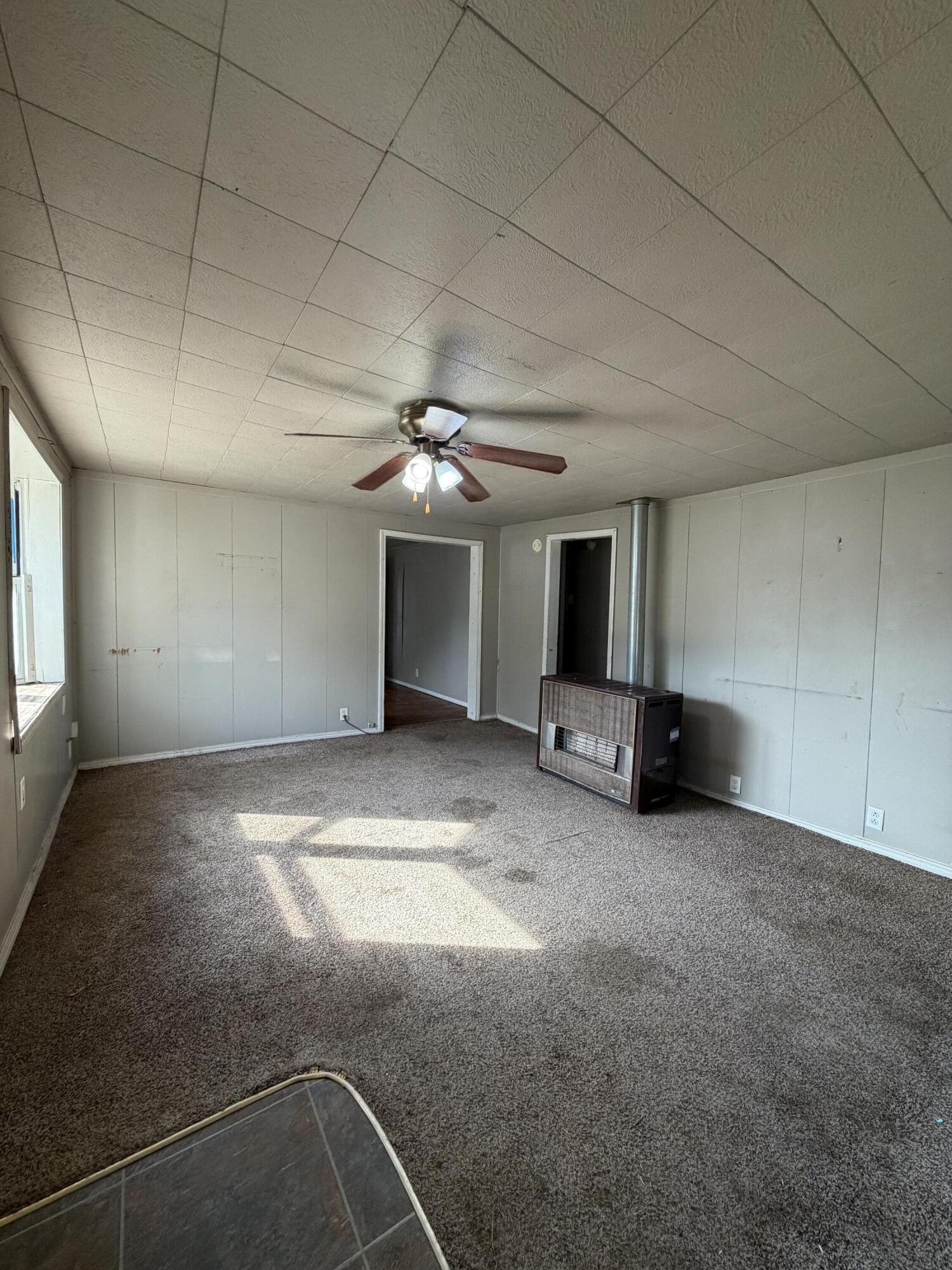 1049 South Hudson Avenue Property Photo 3