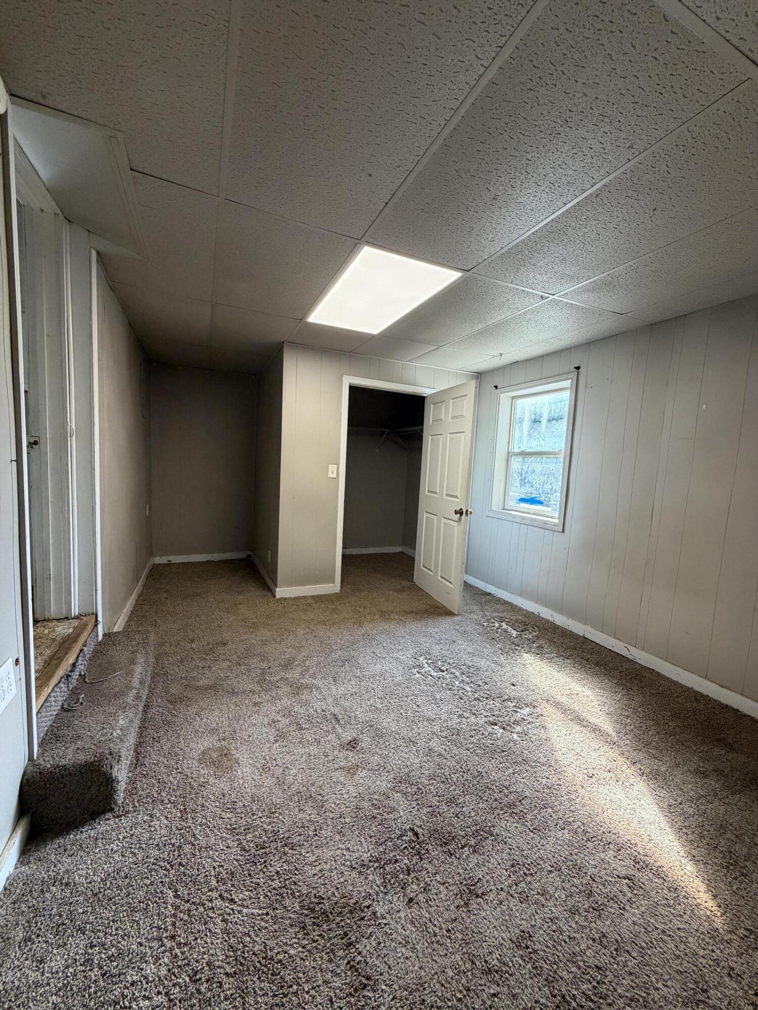 1049 South Hudson Avenue Property Photo 12