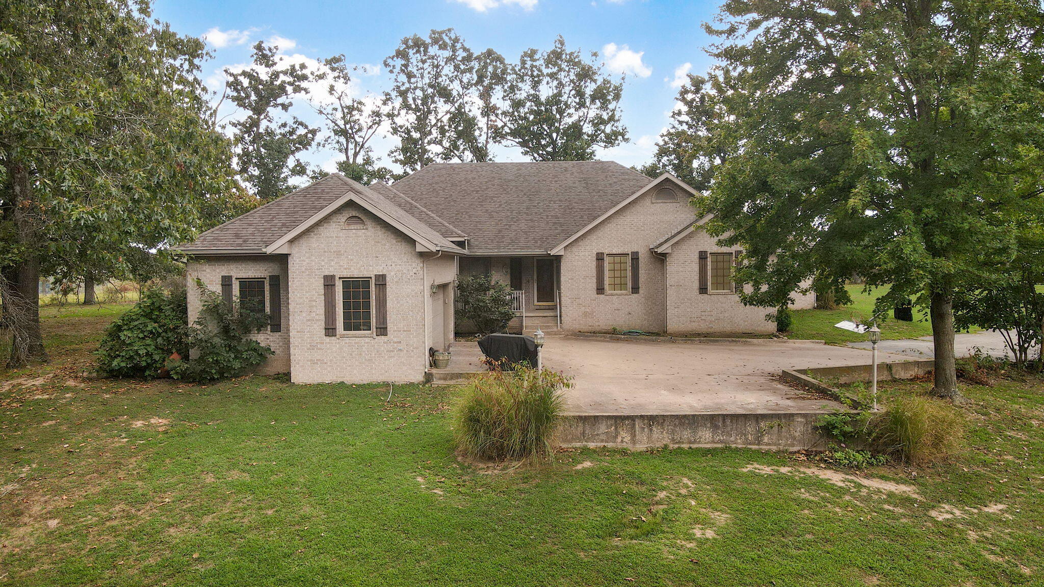 15169 Lawrence 2154 Property Photo 1