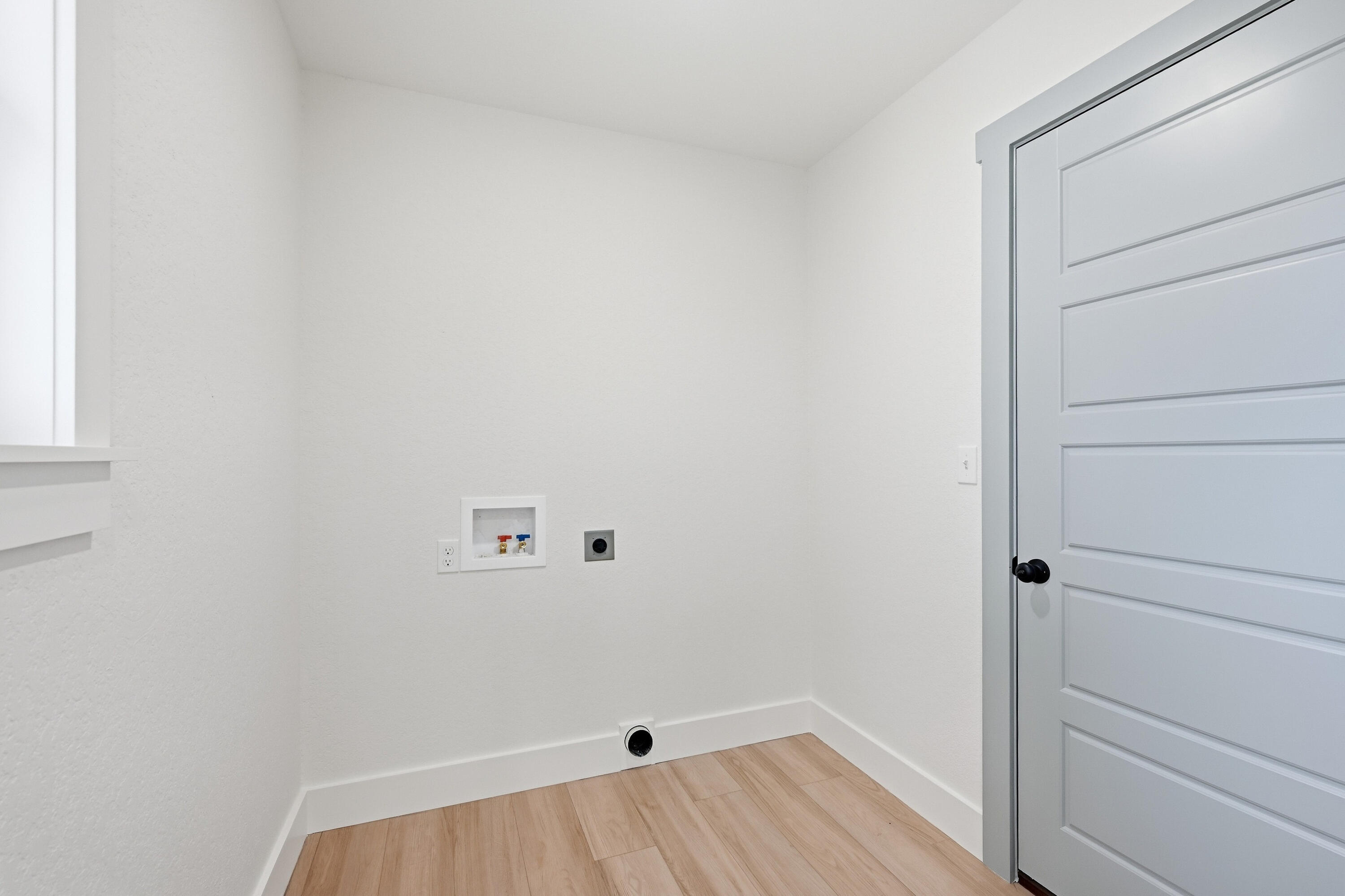318 West Daugherty Street Property Photo 18