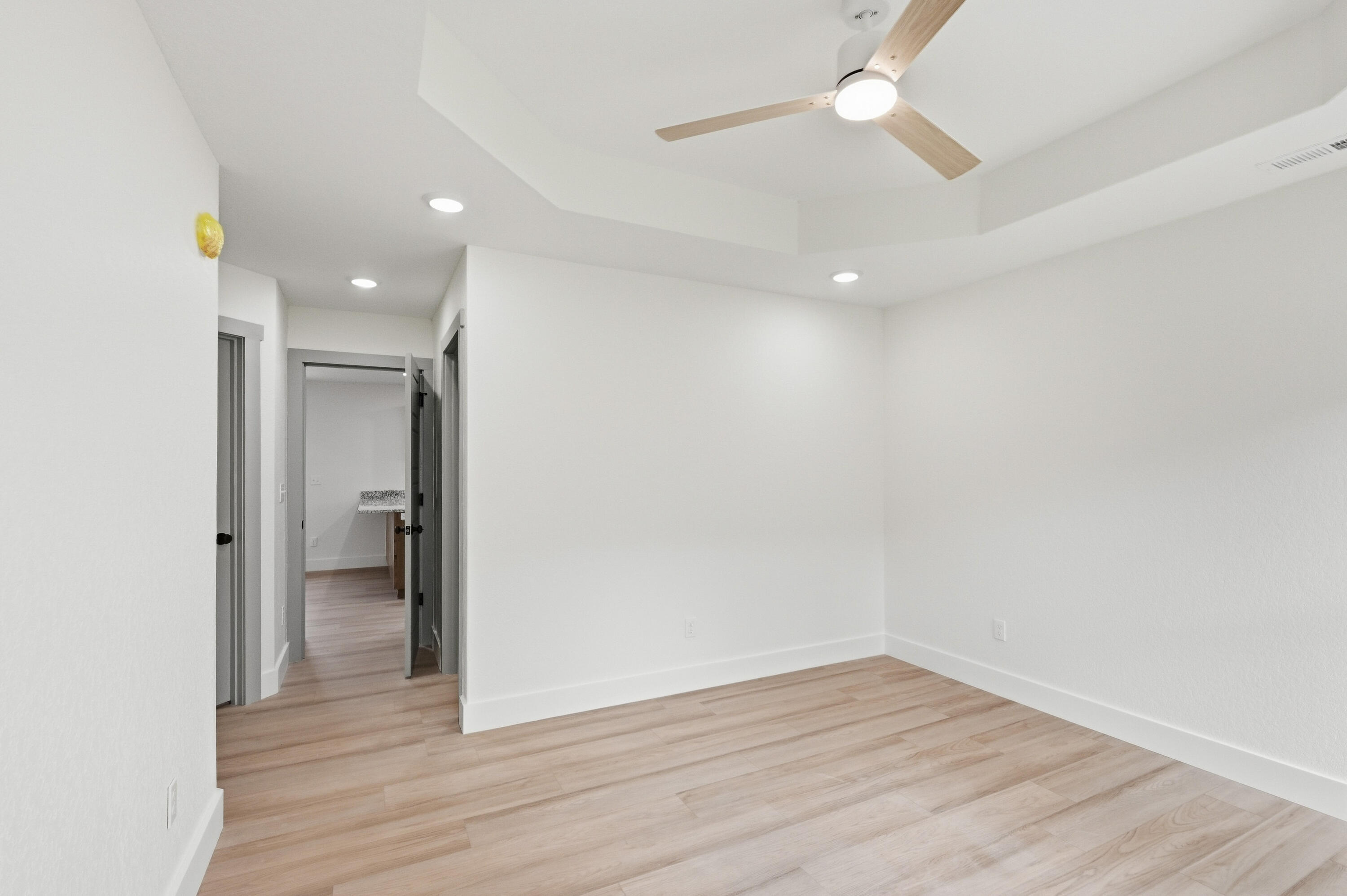318 West Daugherty Street Property Photo 21
