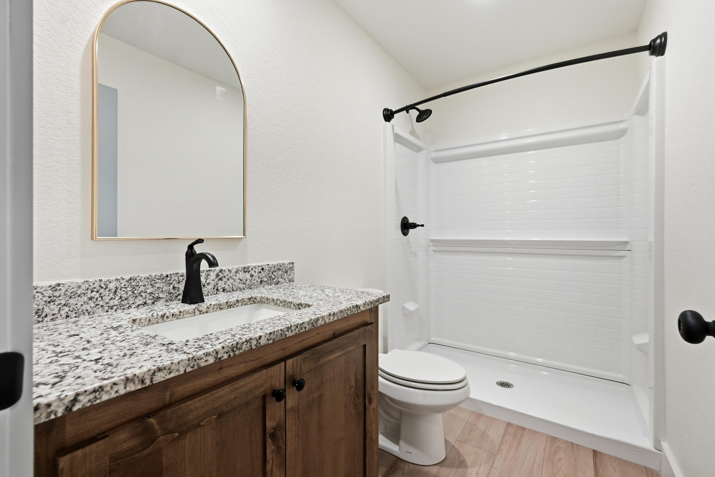 318 West Daugherty Street Property Photo 26