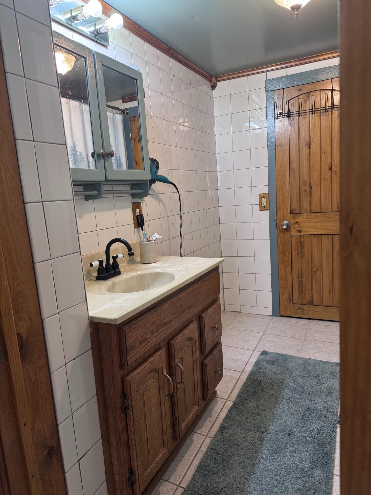 1125 South Main Avenue Property Photo 29