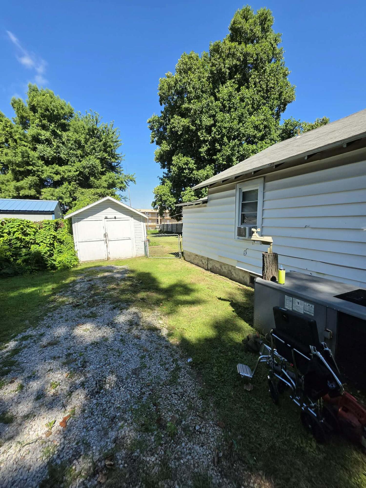 1125 South Main Avenue Property Photo 34