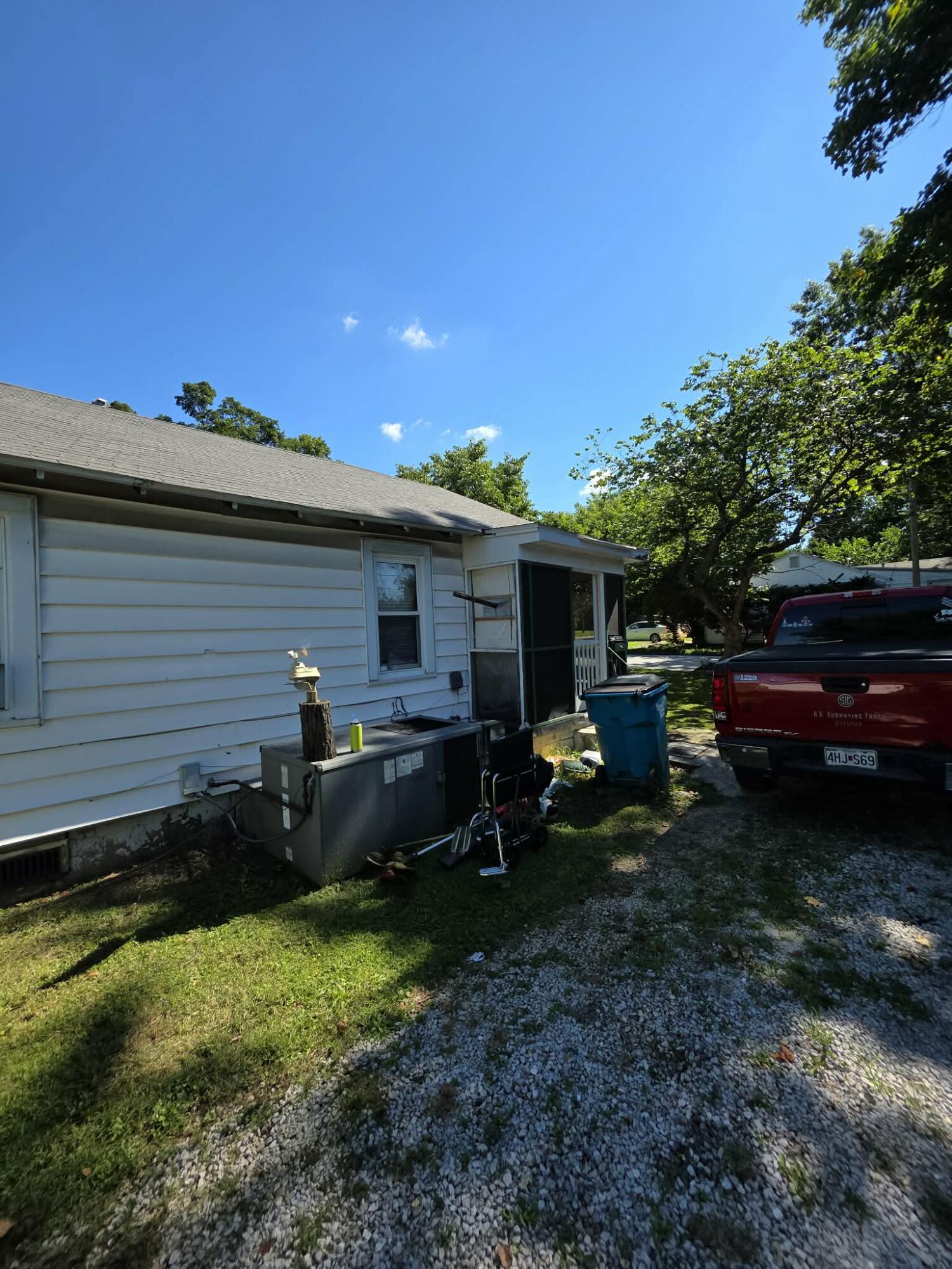 1125 South Main Avenue Property Photo 35