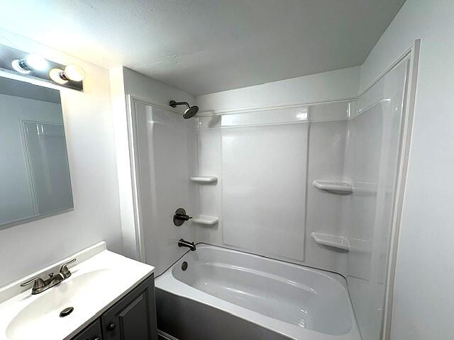 816 West 3rd Street Property Photo 24