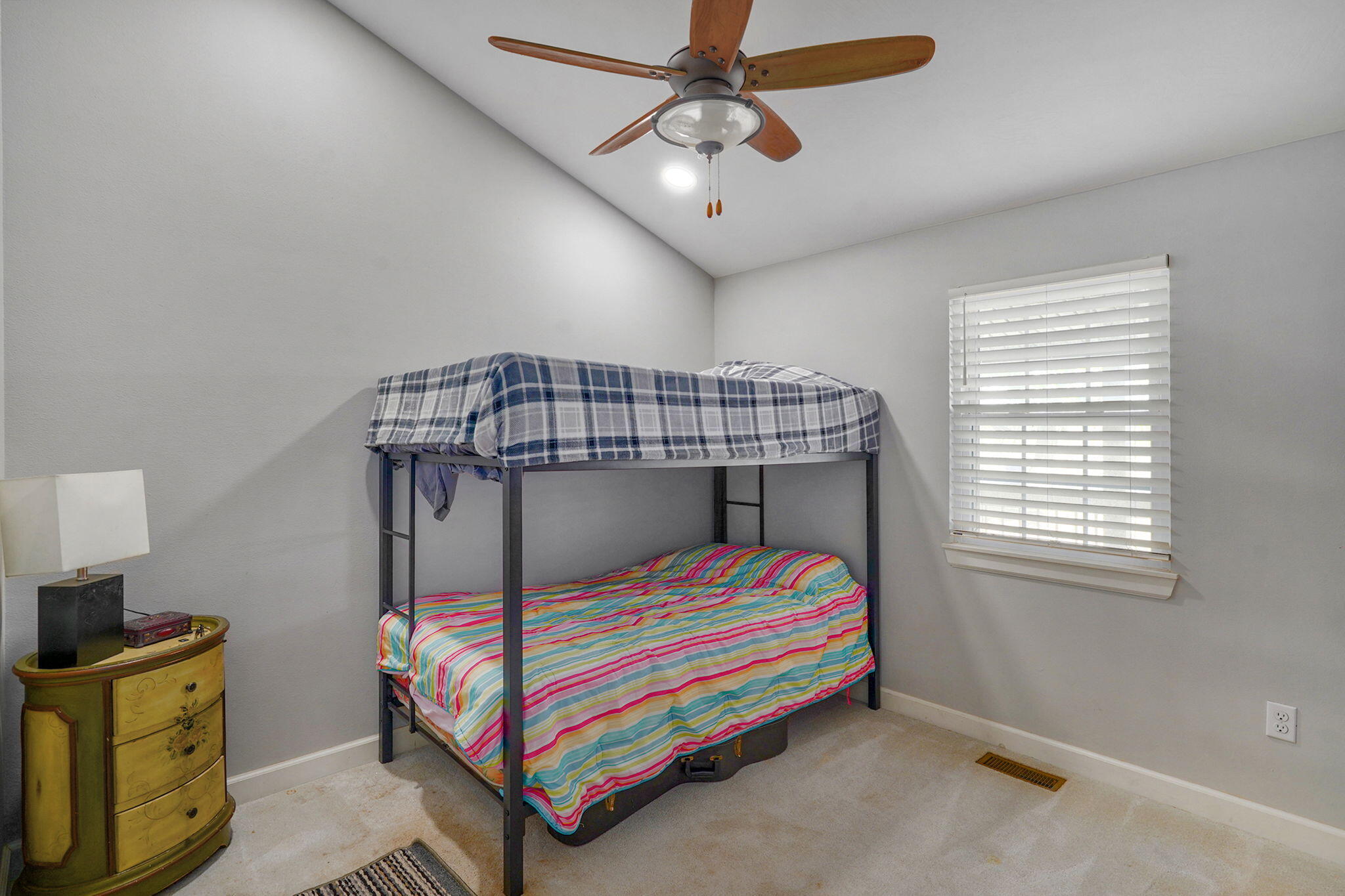 9407 Lawrence 1170 Property Photo 7