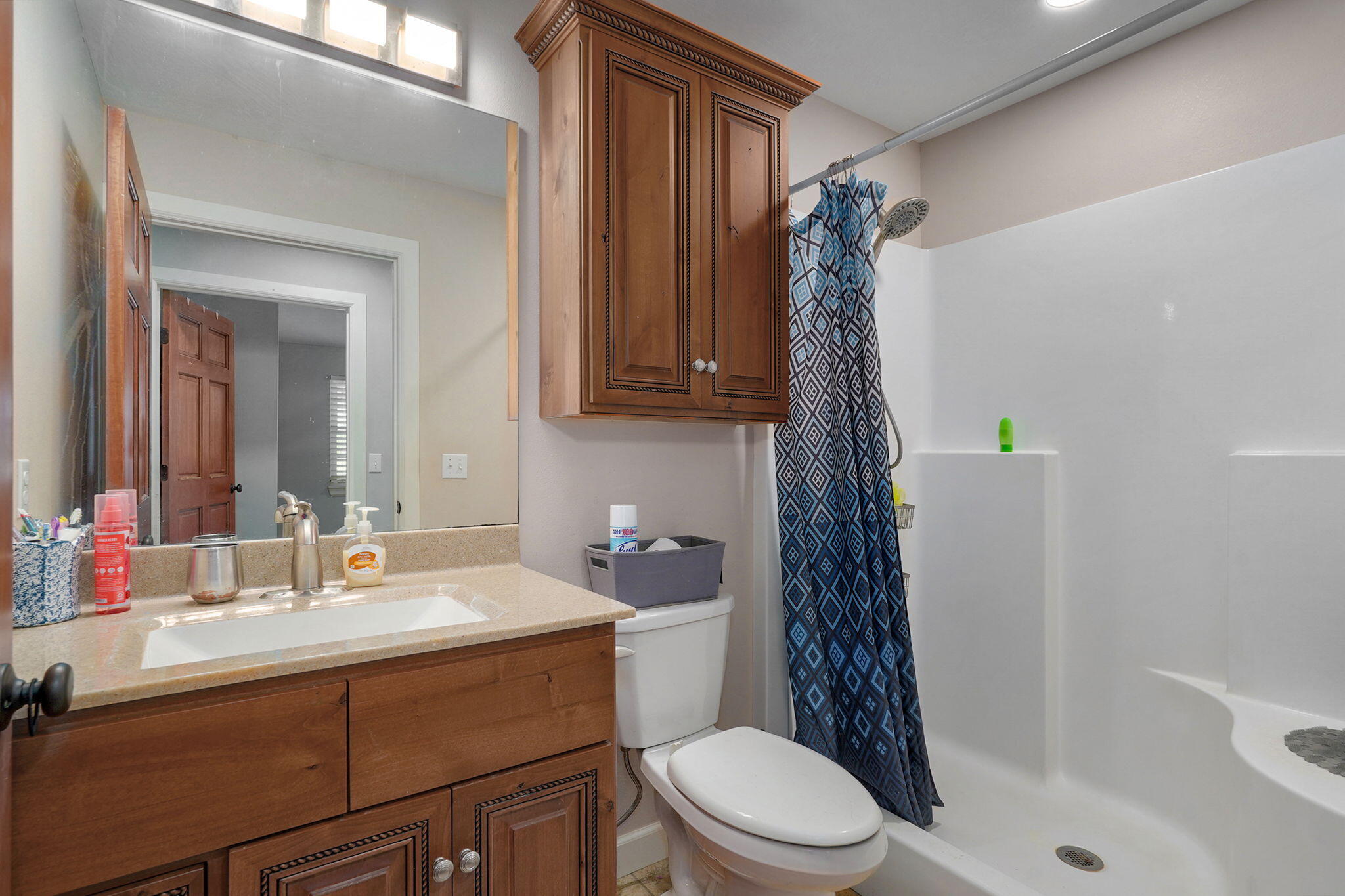 9407 Lawrence 1170 Property Photo 11
