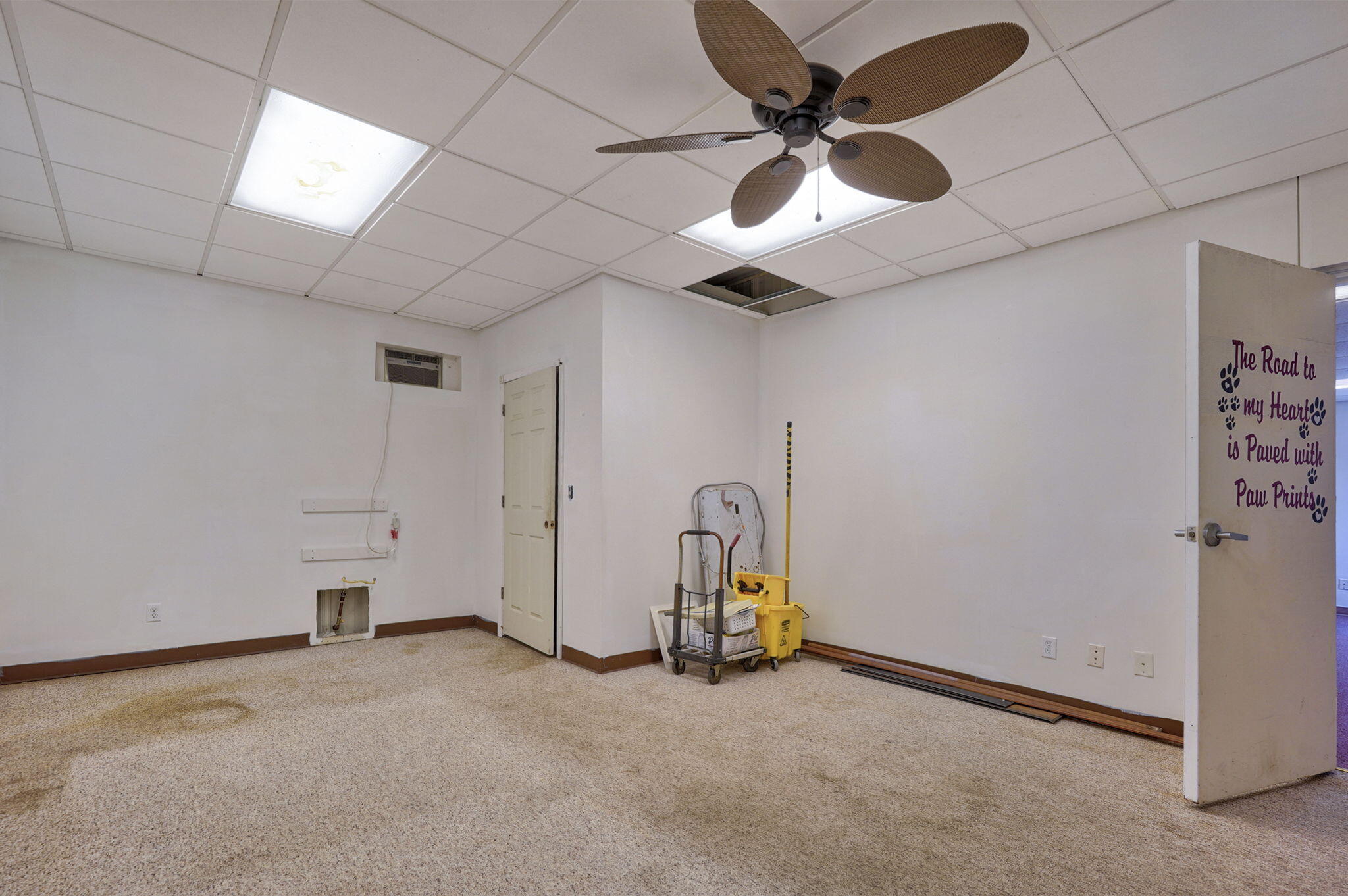 9407 Lawrence 1170 Property Photo 28