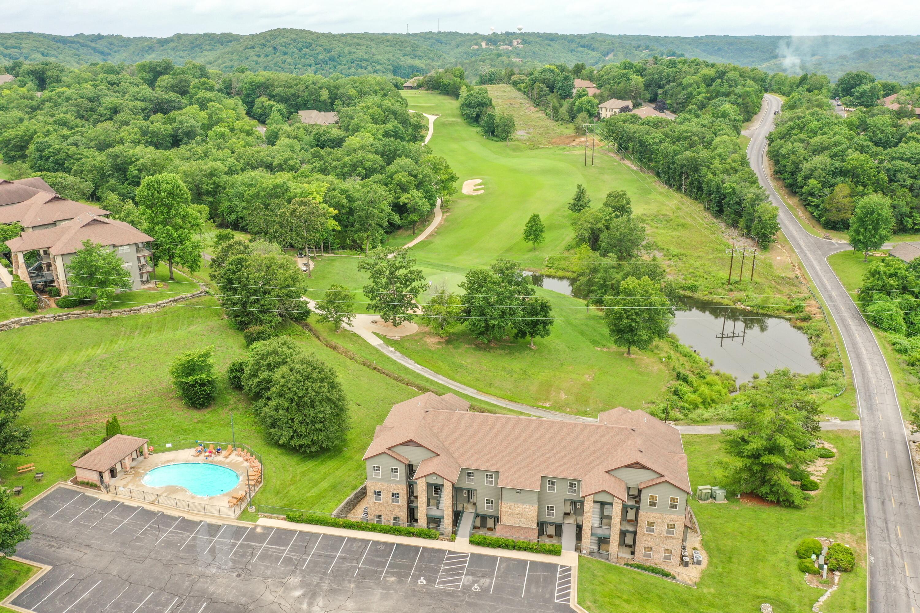 1001 Golf Drive 10 Property Photo 20