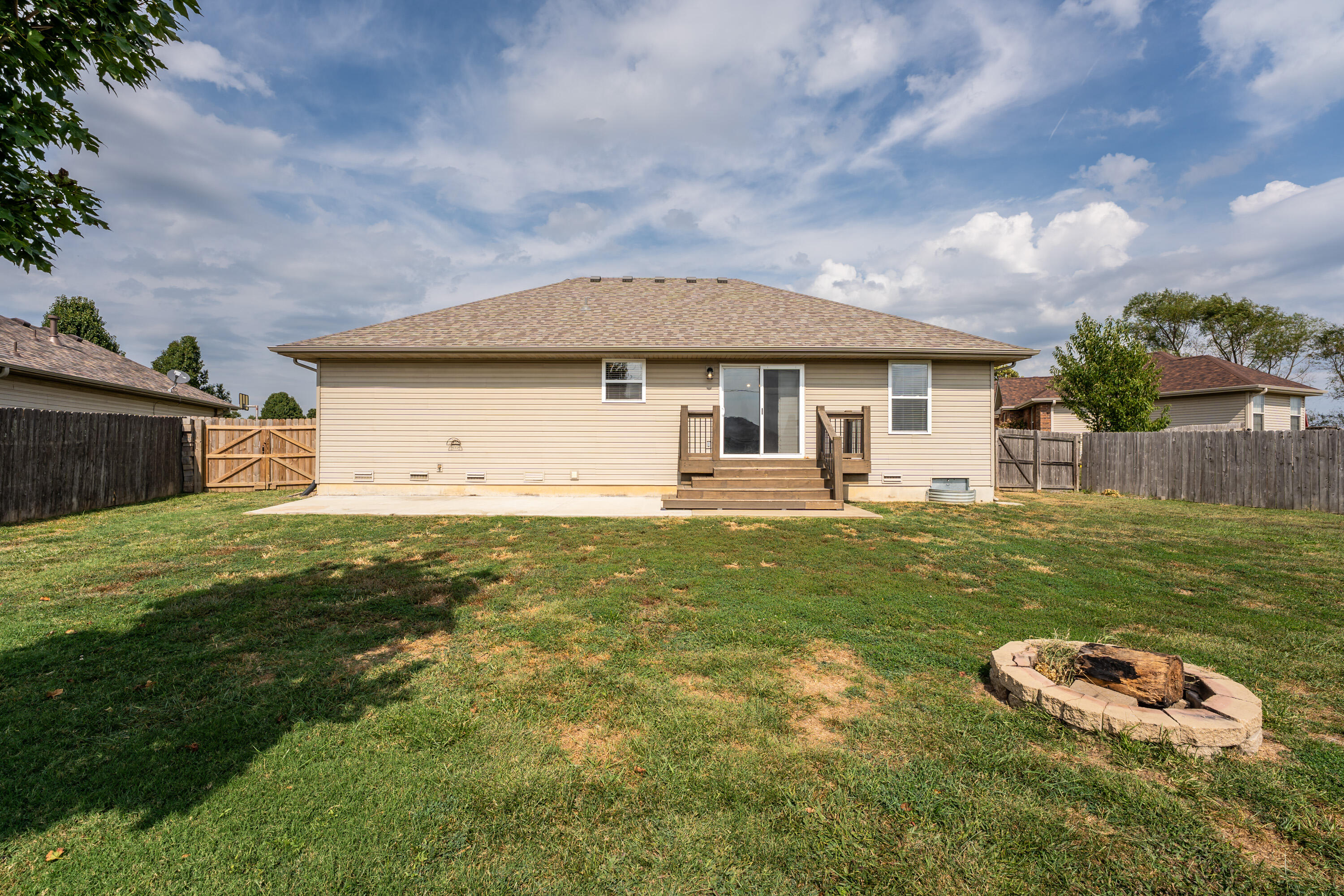 135 Pinyon Avenue Property Photo 8