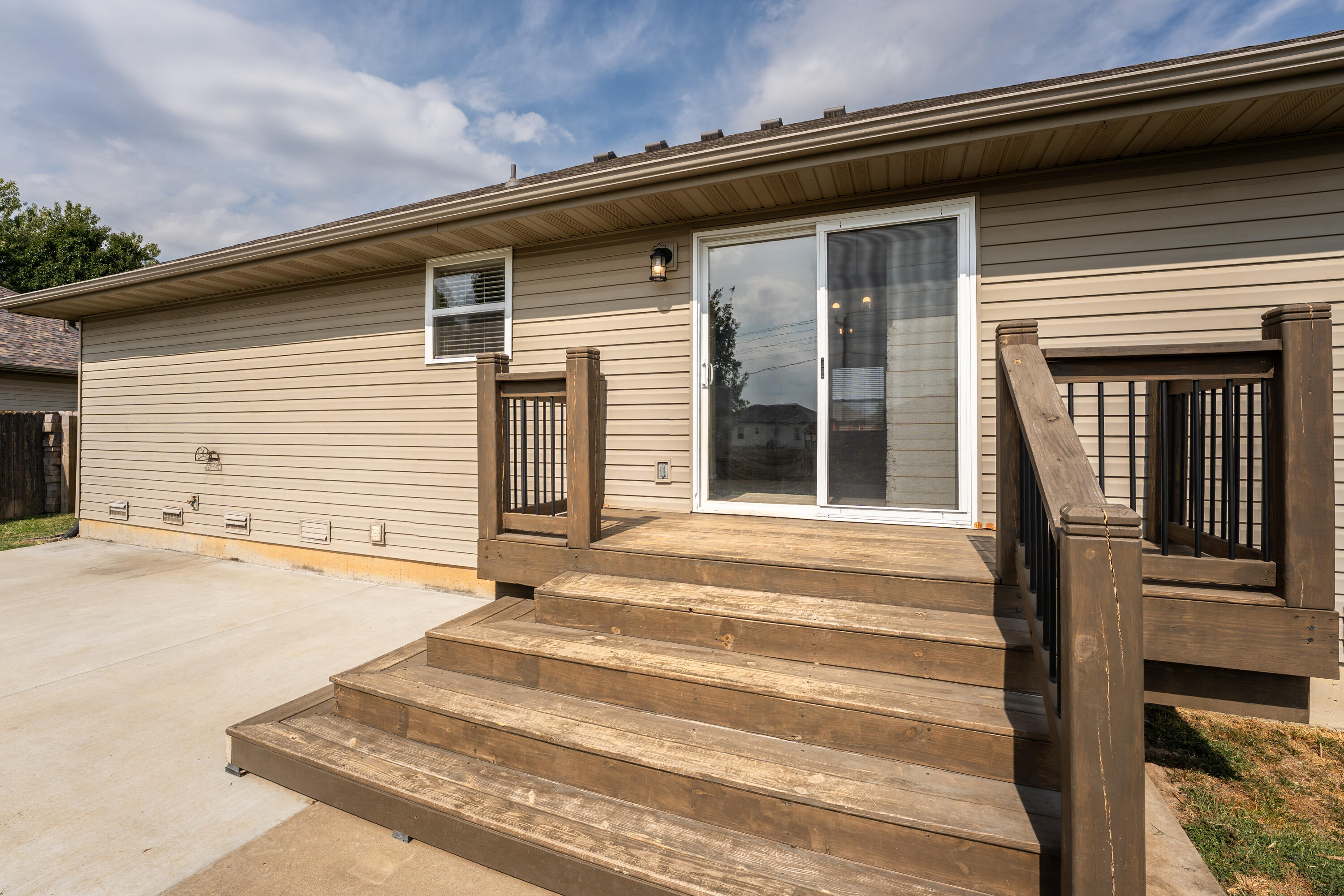 135 Pinyon Avenue Property Photo 10