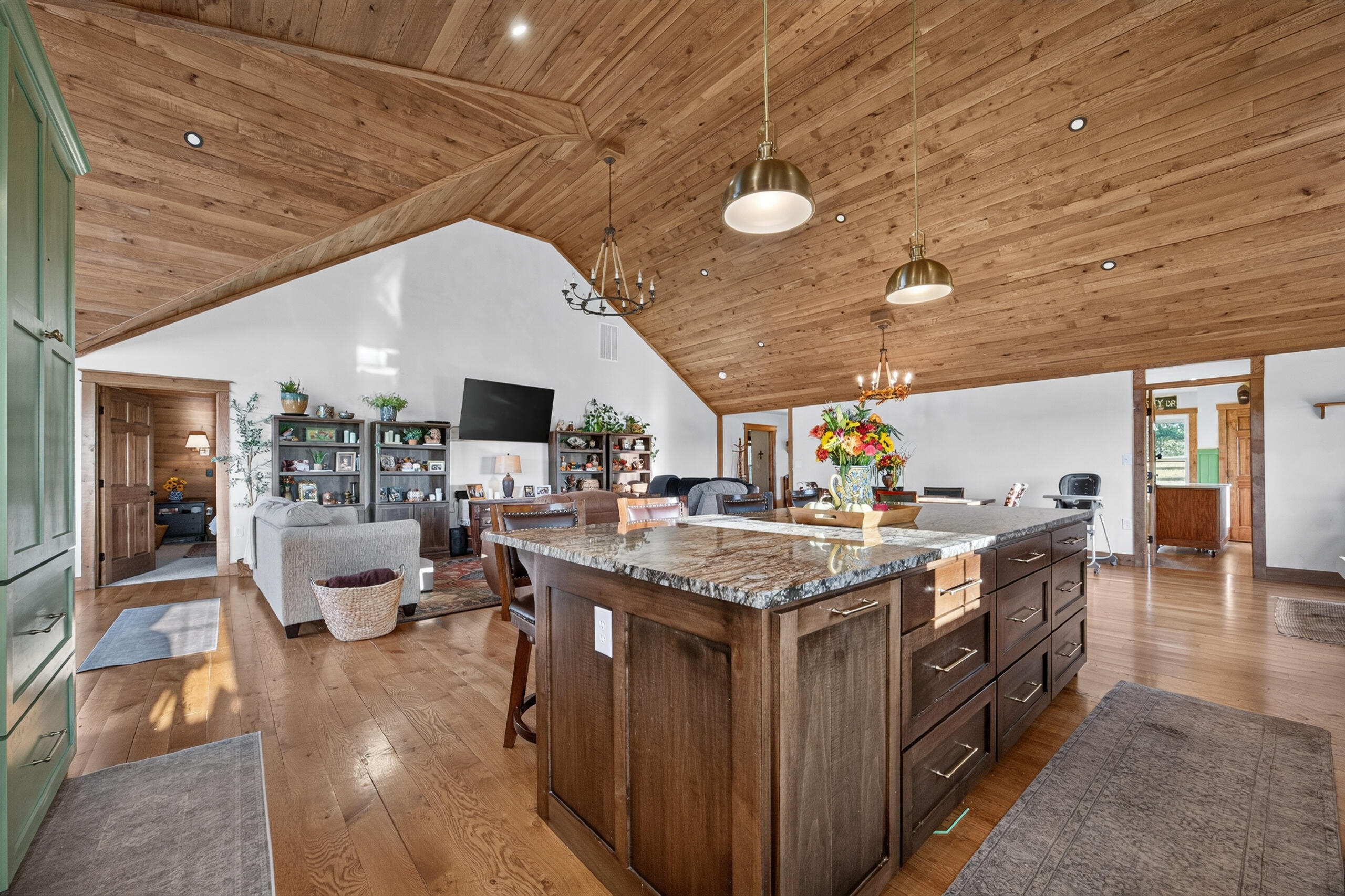 5460 State Highway Y Property Photo 4