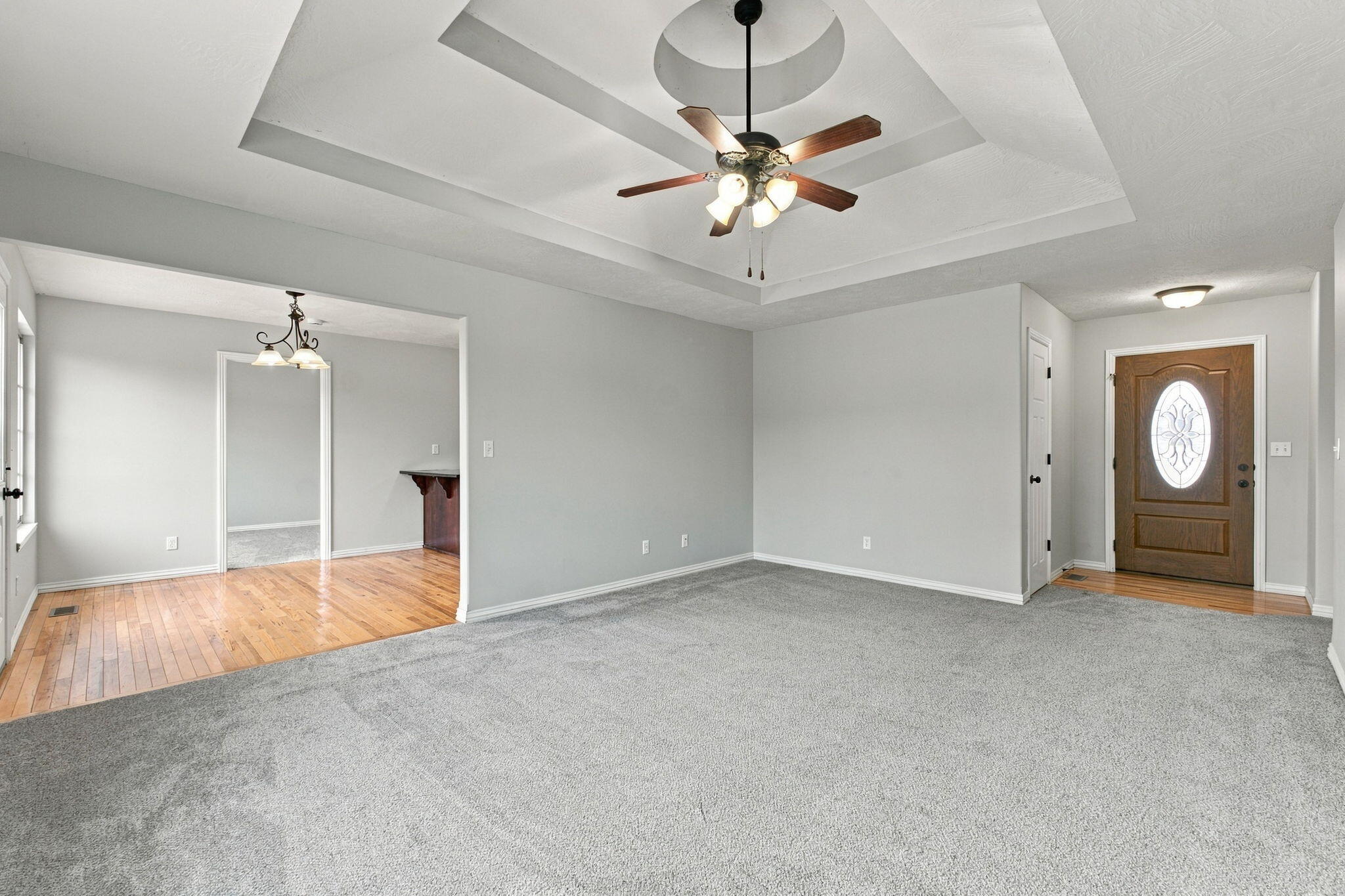 4383 West Nicholas Street Property Photo 4