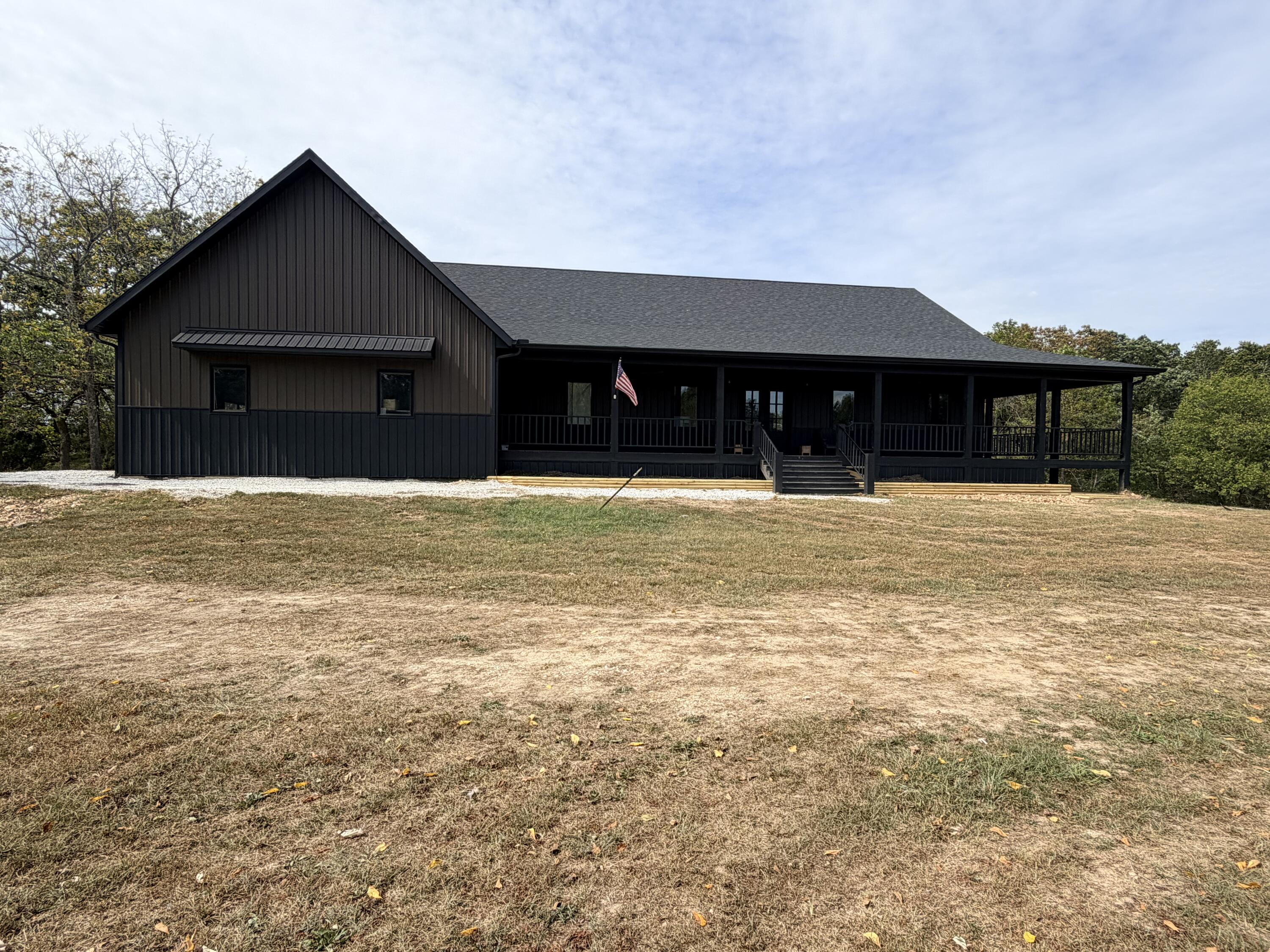 71 Castlegate Drive Property Photo 1