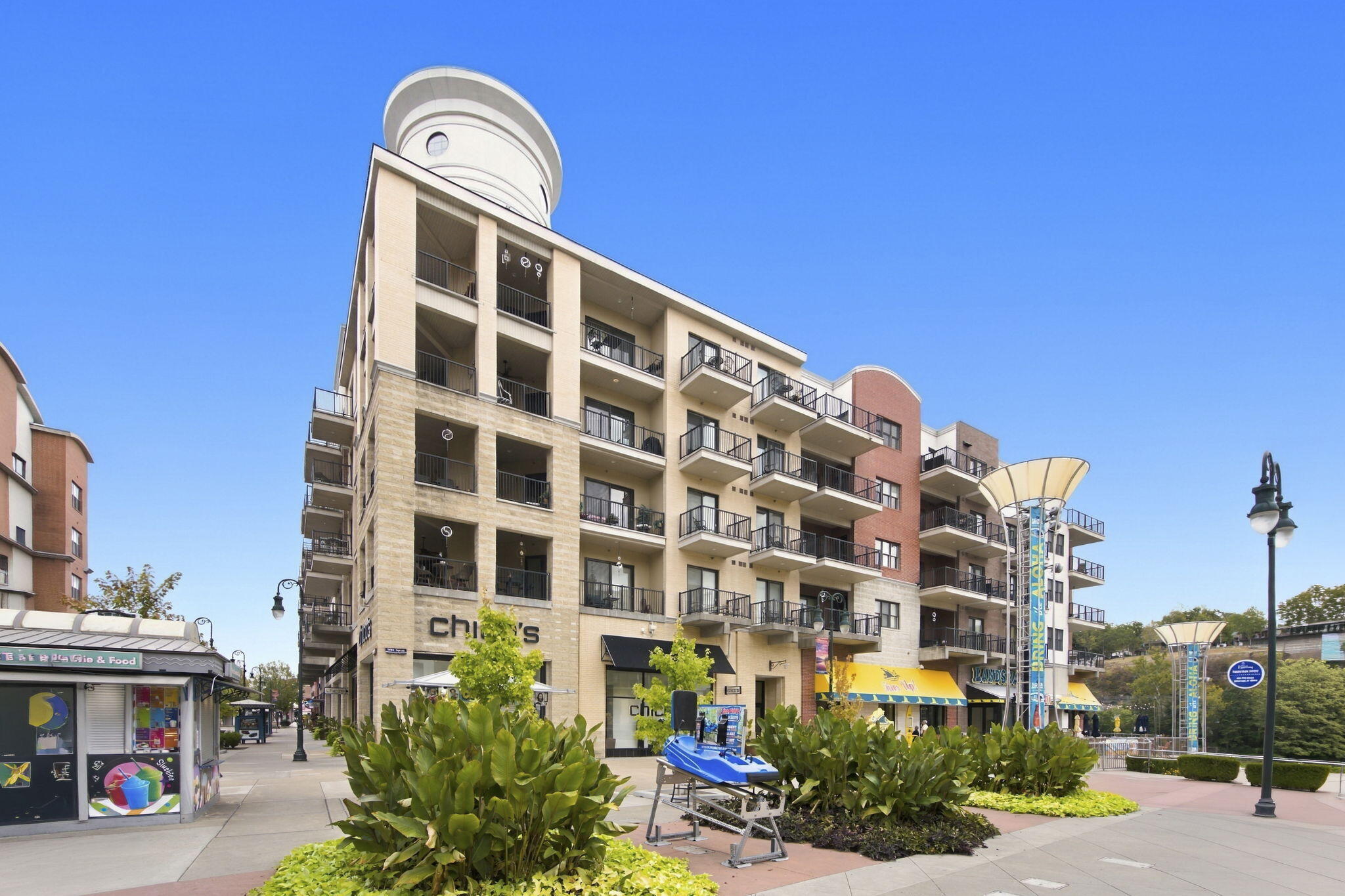 9407 Branson Landing Boulevard 9-407 Property Photo 3