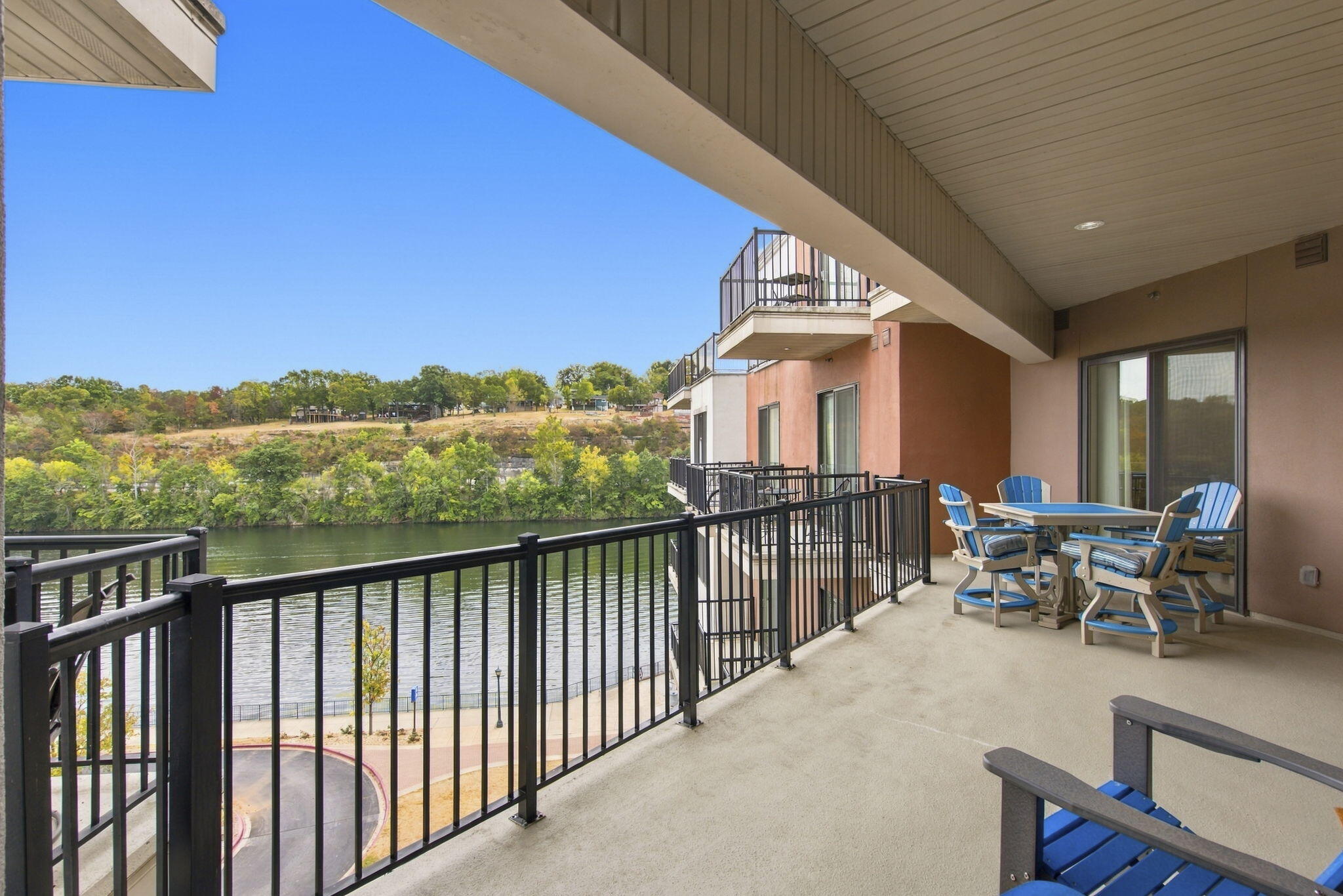 9407 Branson Landing Boulevard 9-407 Property Photo 10