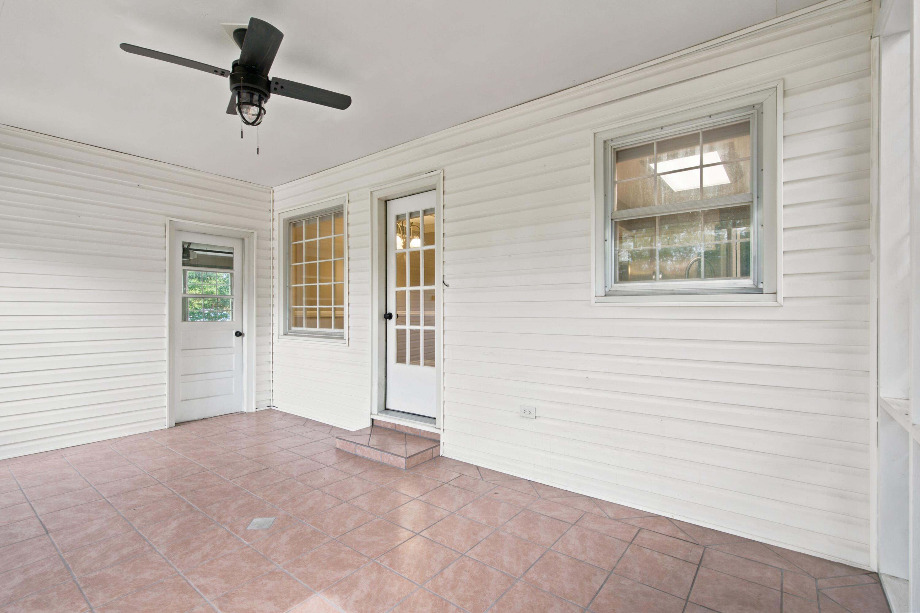 1905 South Ventura Avenue Property Photo 26