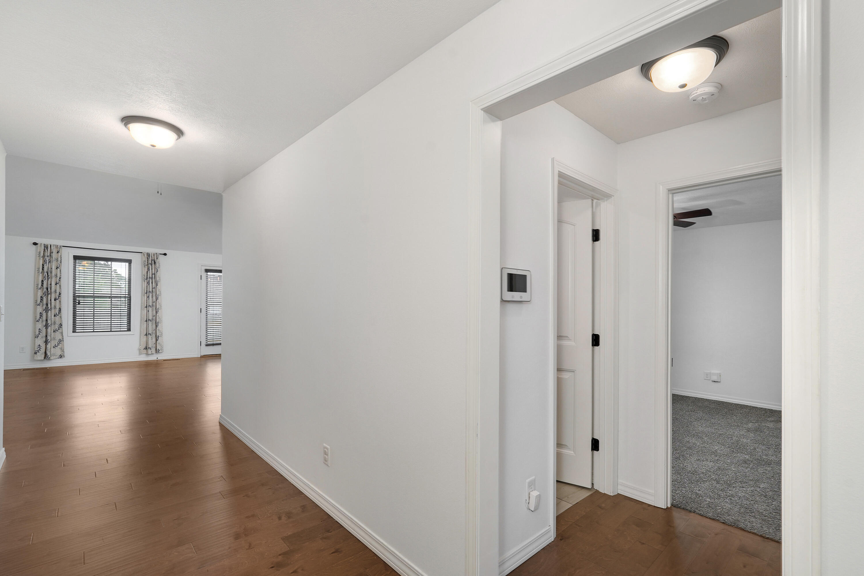 674 North Rockingham Avenue Property Photo 6
