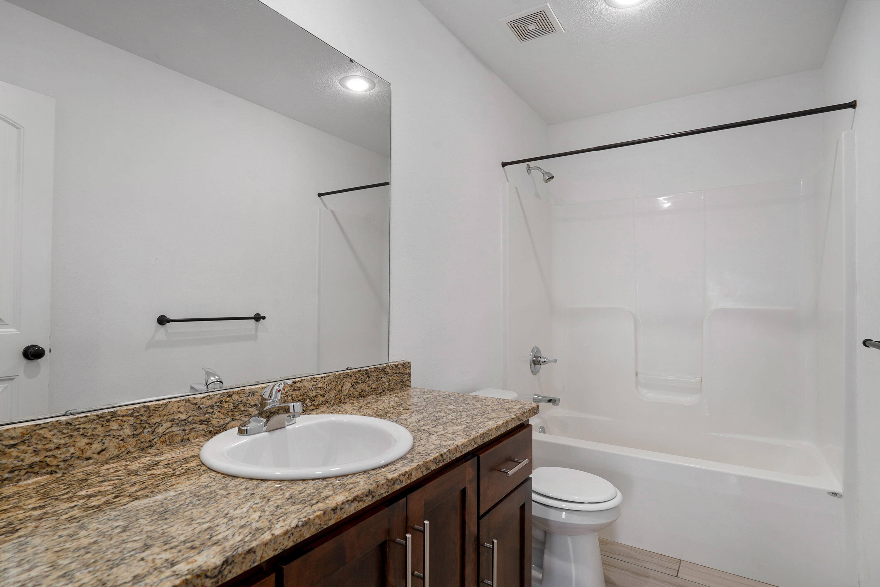 674 North Rockingham Avenue Property Photo 21