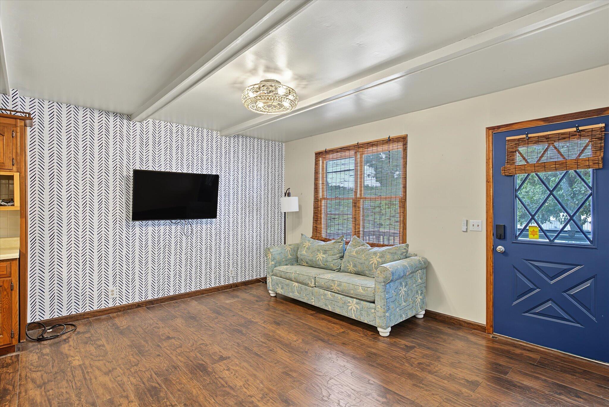 24657 Maple Street Property Photo 9