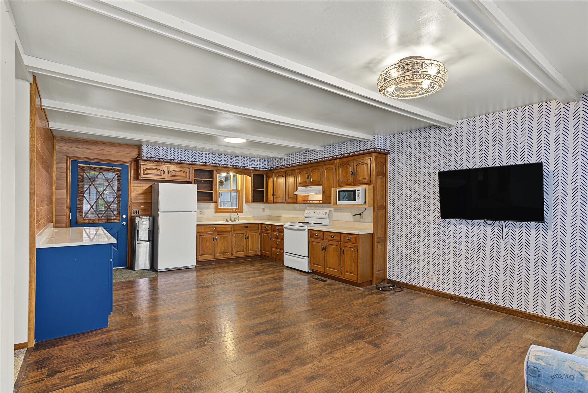 24657 Maple Street Property Photo 10