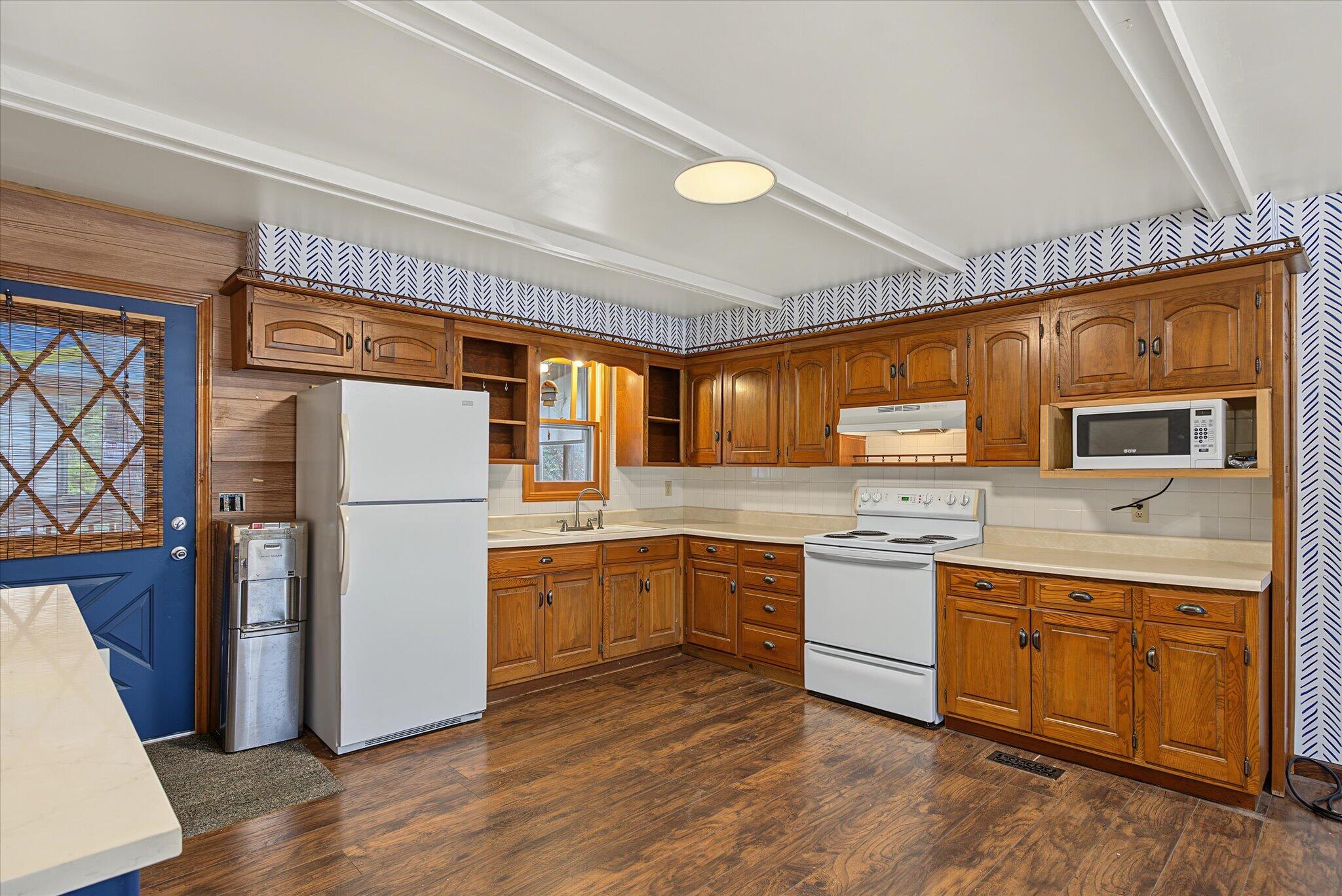 24657 Maple Street Property Photo 11