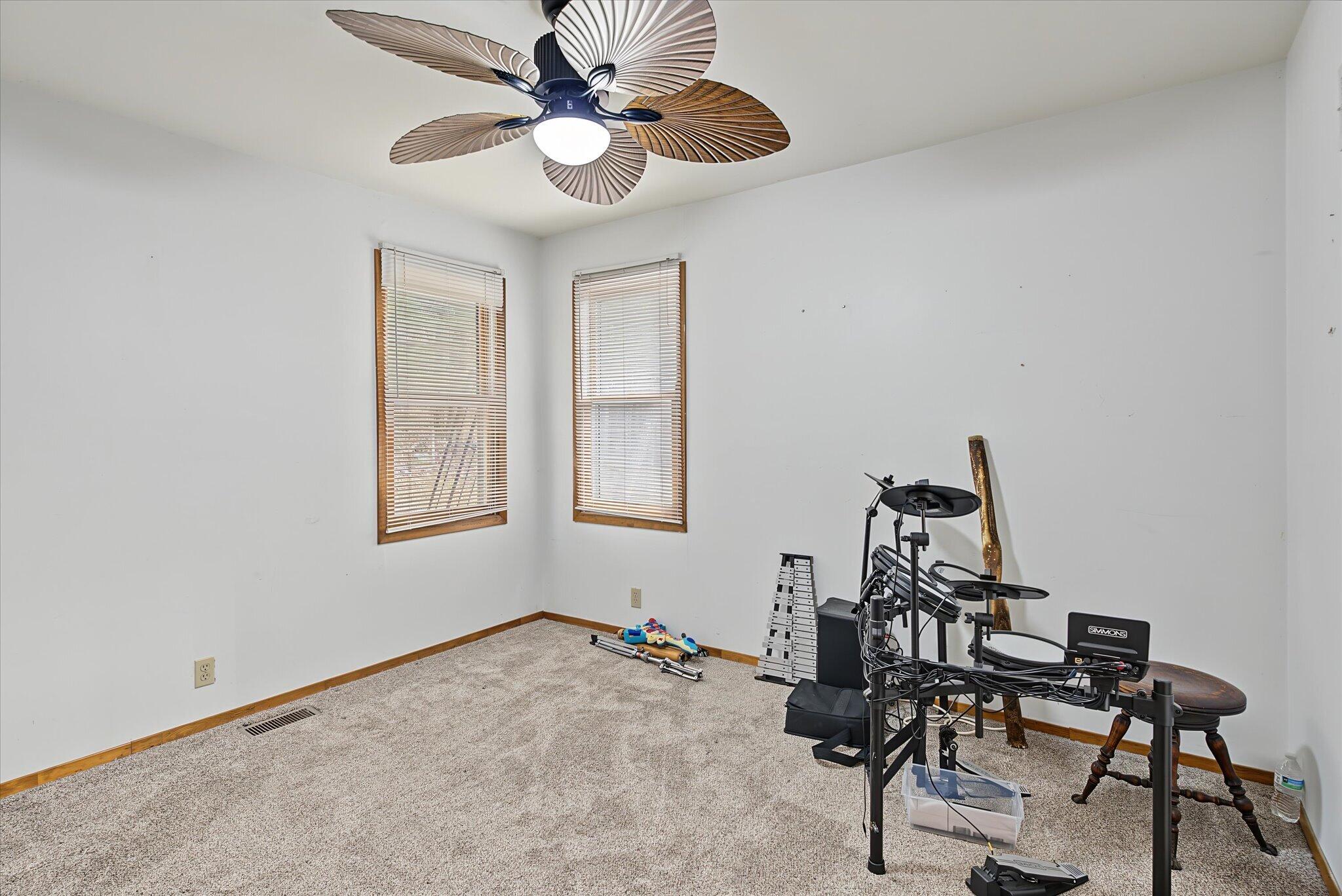 24657 Maple Street Property Photo 17