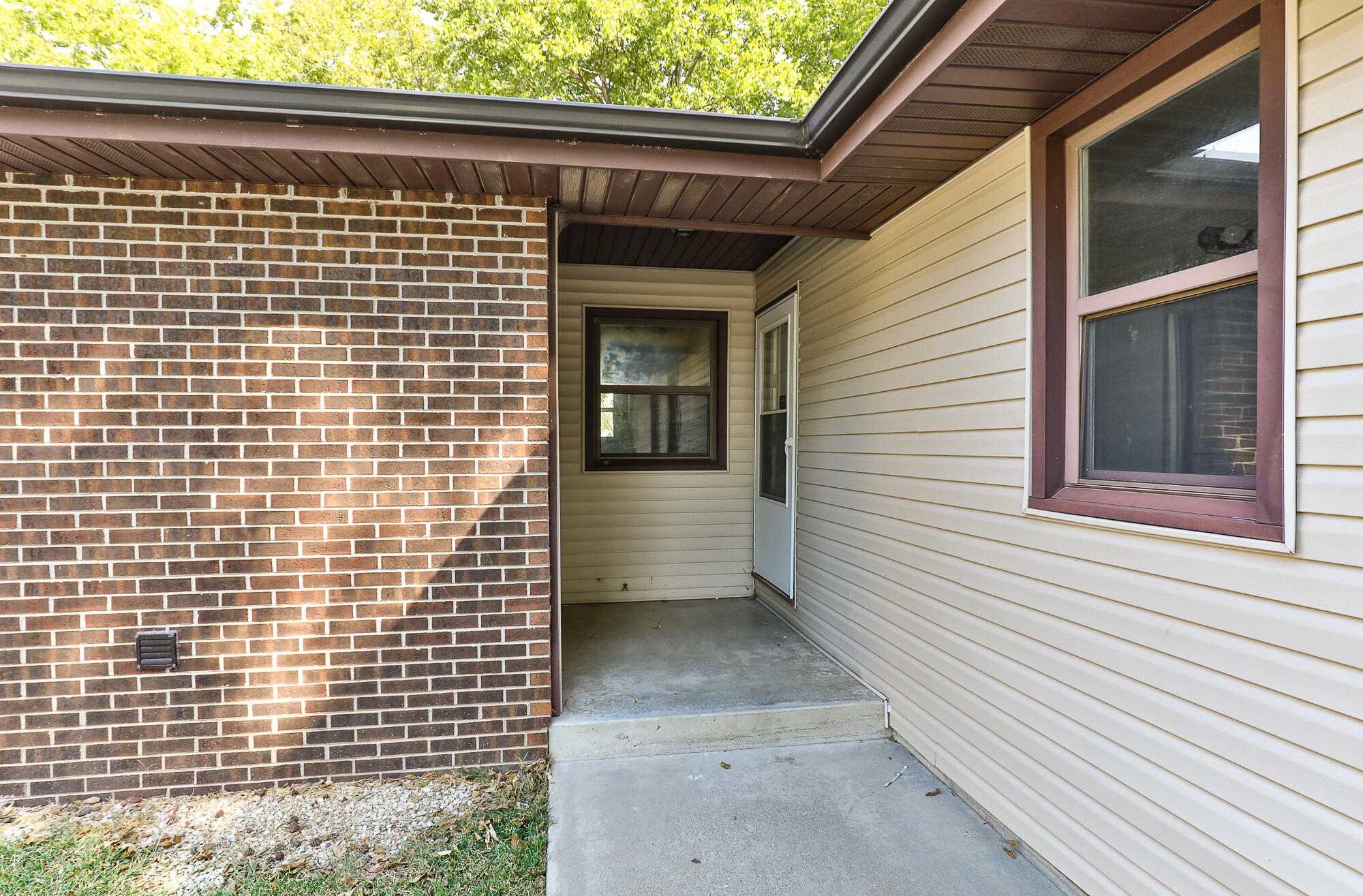 2117 West Northwood Street Property Photo 3