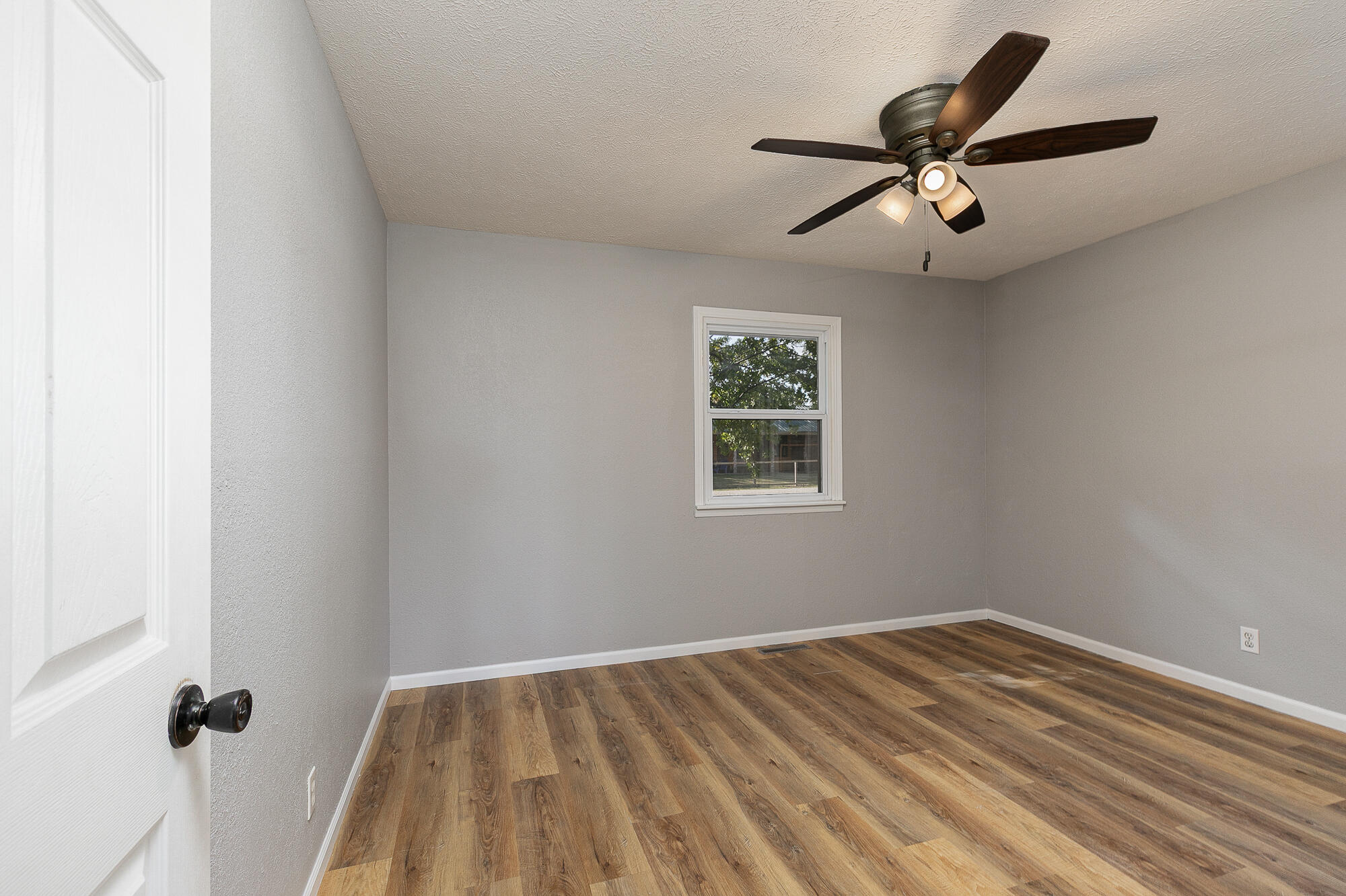 2117 West Northwood Street Property Photo 15