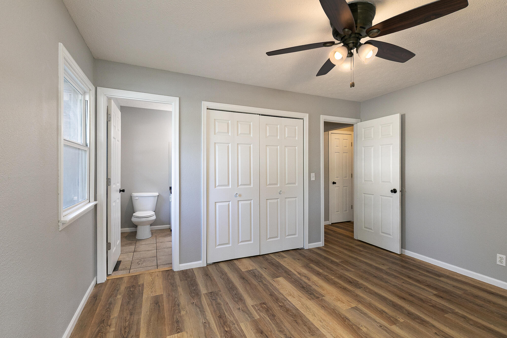 2117 West Northwood Street Property Photo 16
