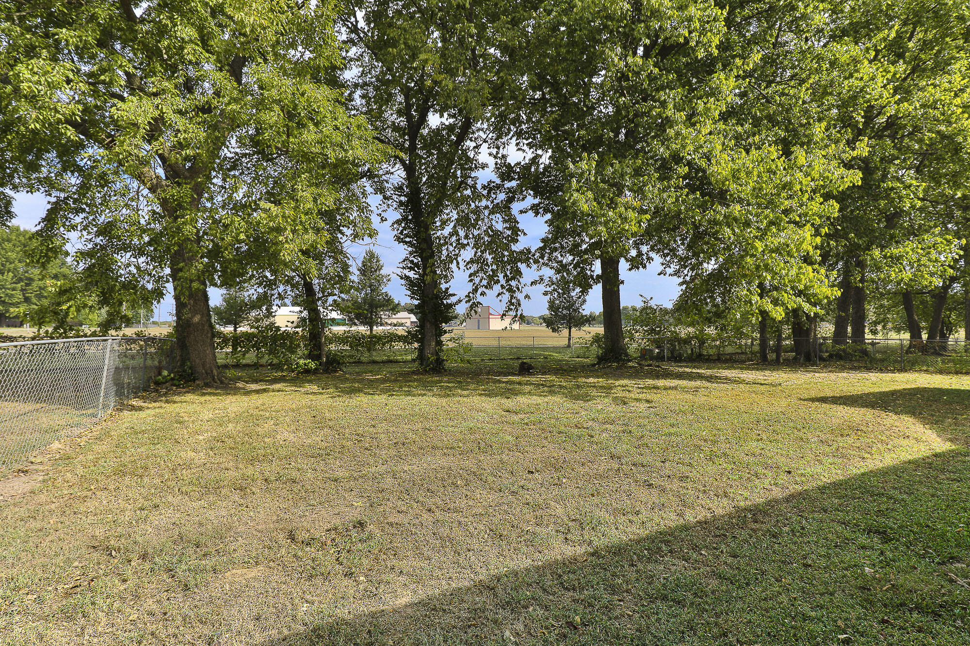 2117 West Northwood Street Property Photo 27
