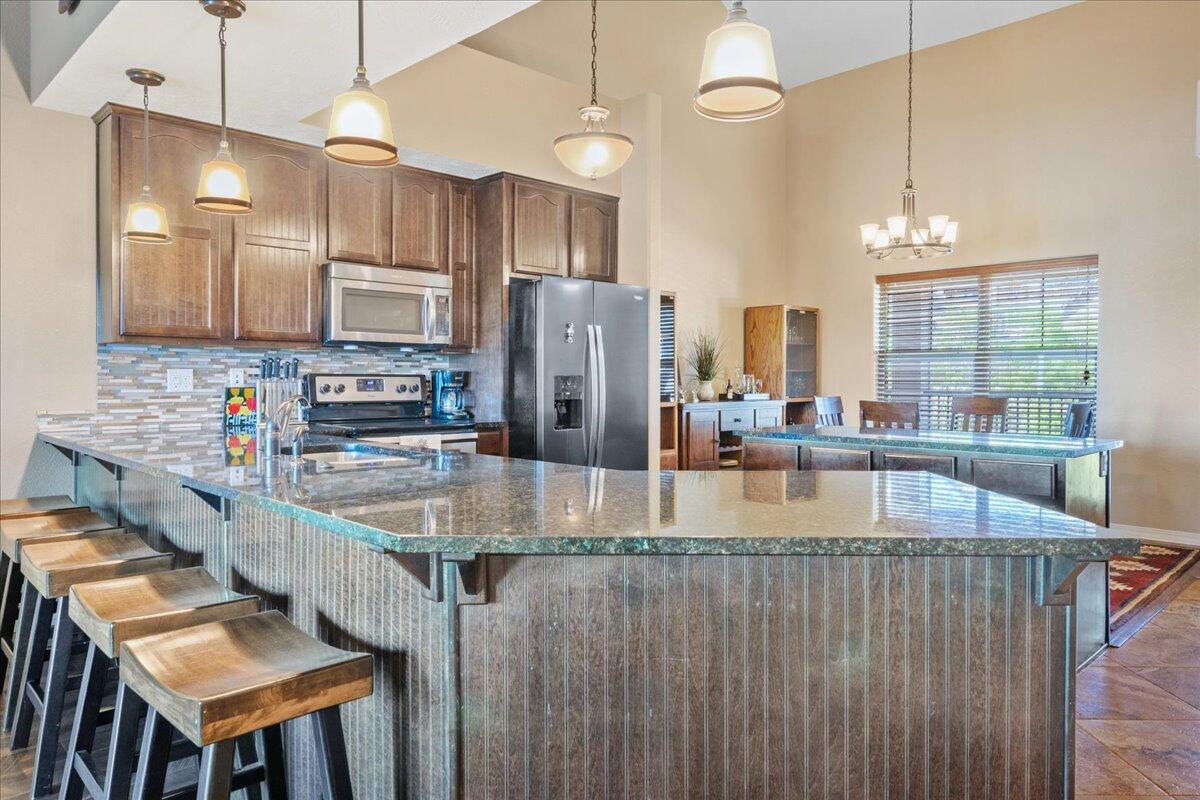 200 Majestic Dr # 408 Property Photo 8