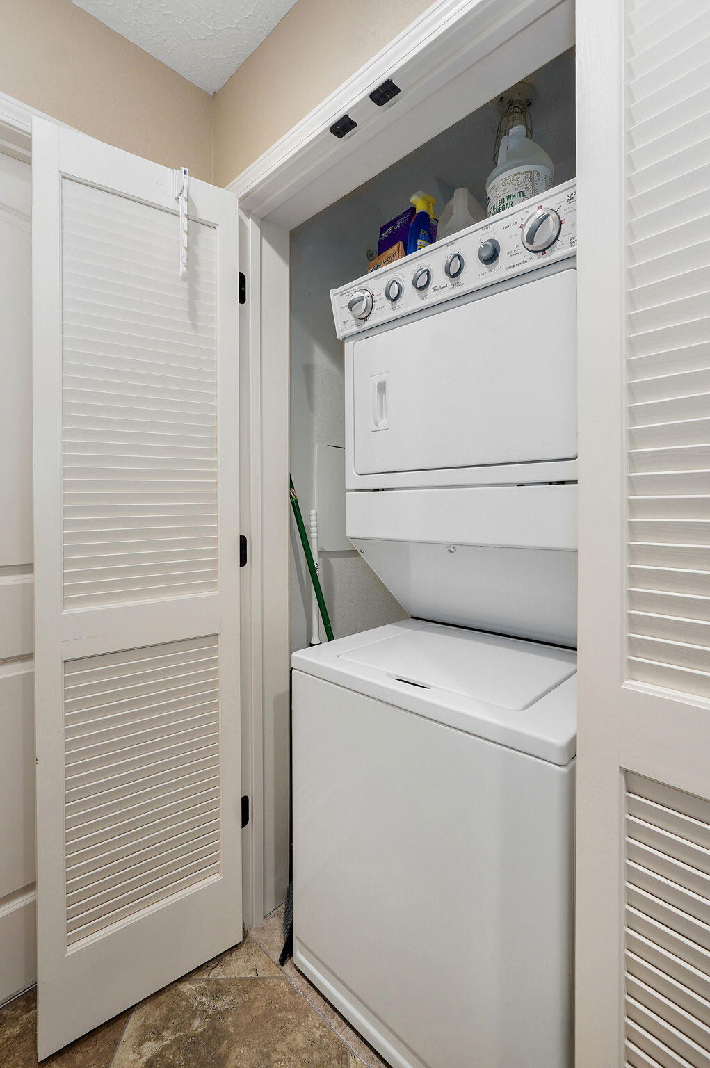 200 Majestic Dr # 408 Property Photo 32