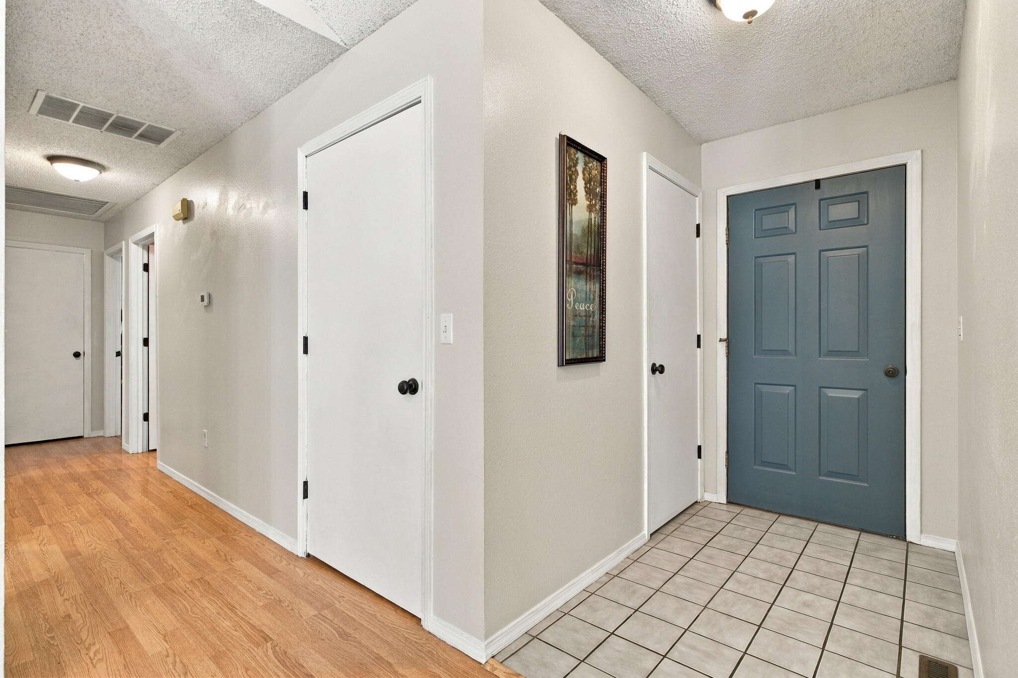1120 East Highpoint Street Property Photo 5
