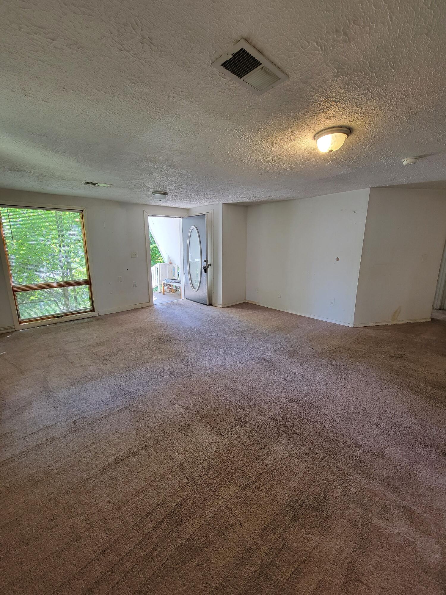 2929 West Madison Street Property Photo 4