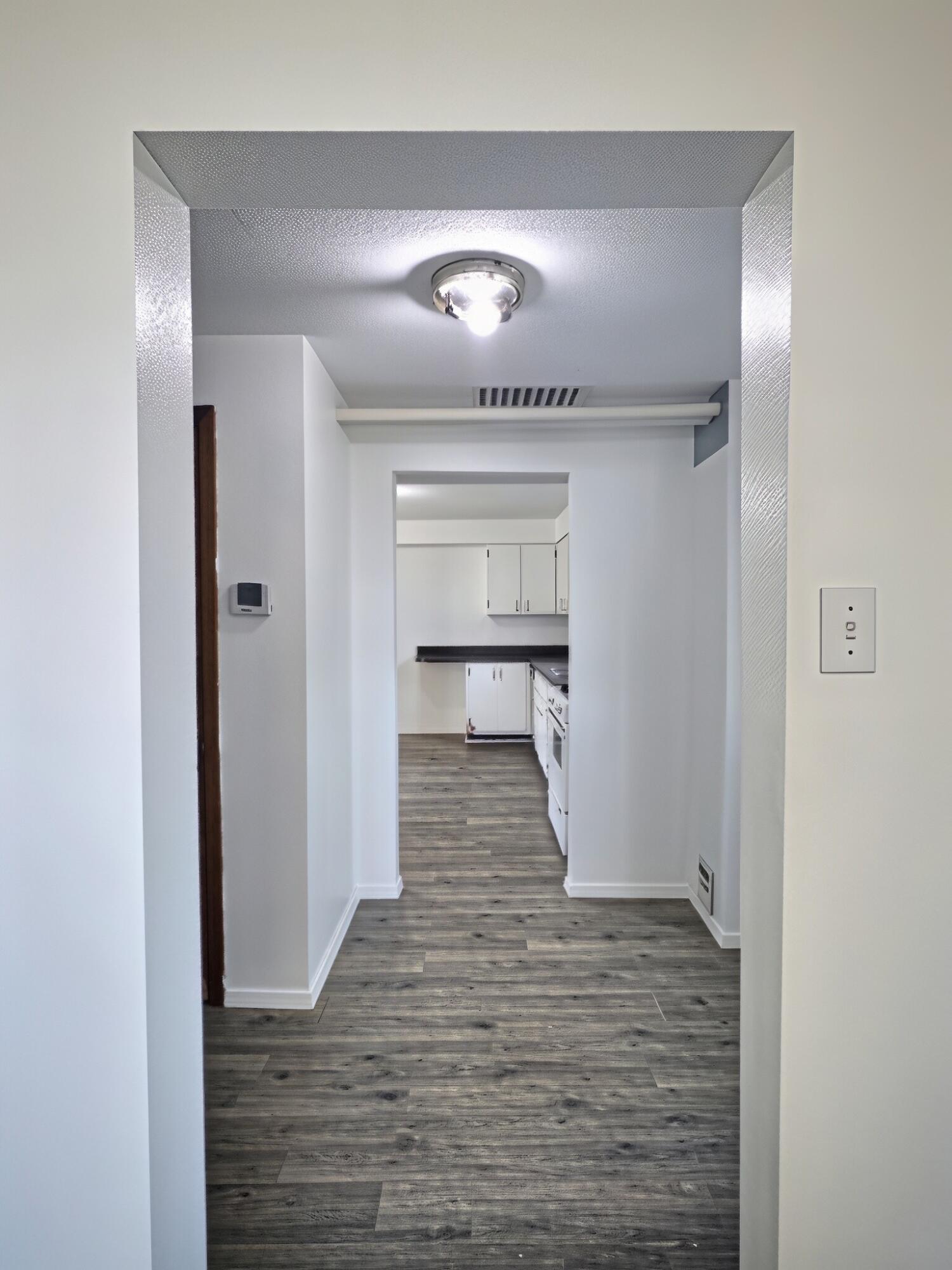 600 West 4th Street Property Photo 11