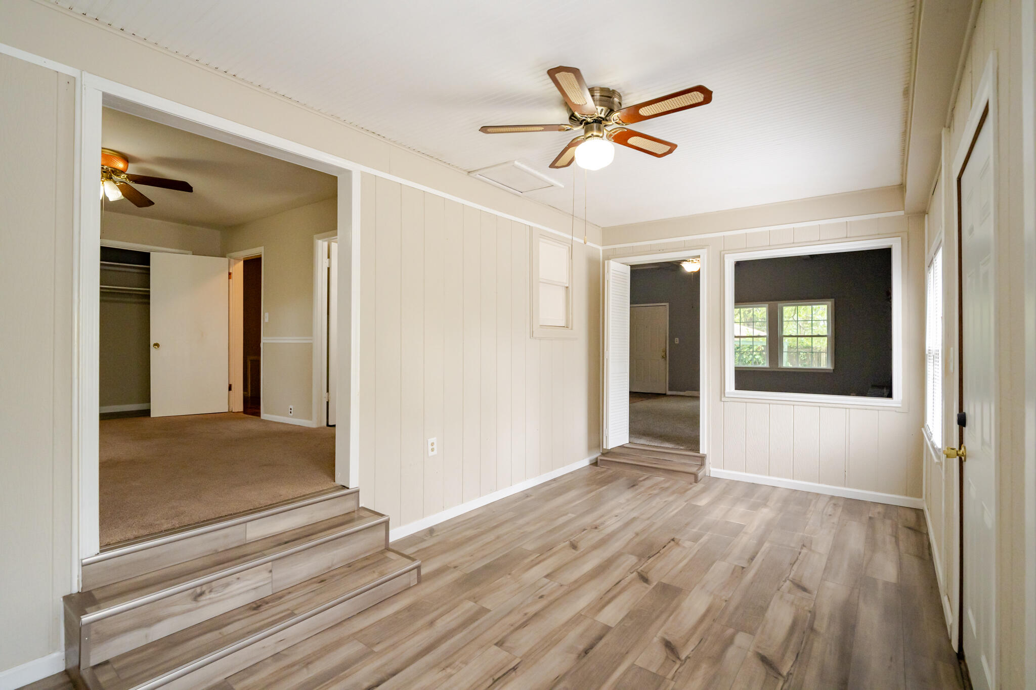 518 West College Street Property Photo 19