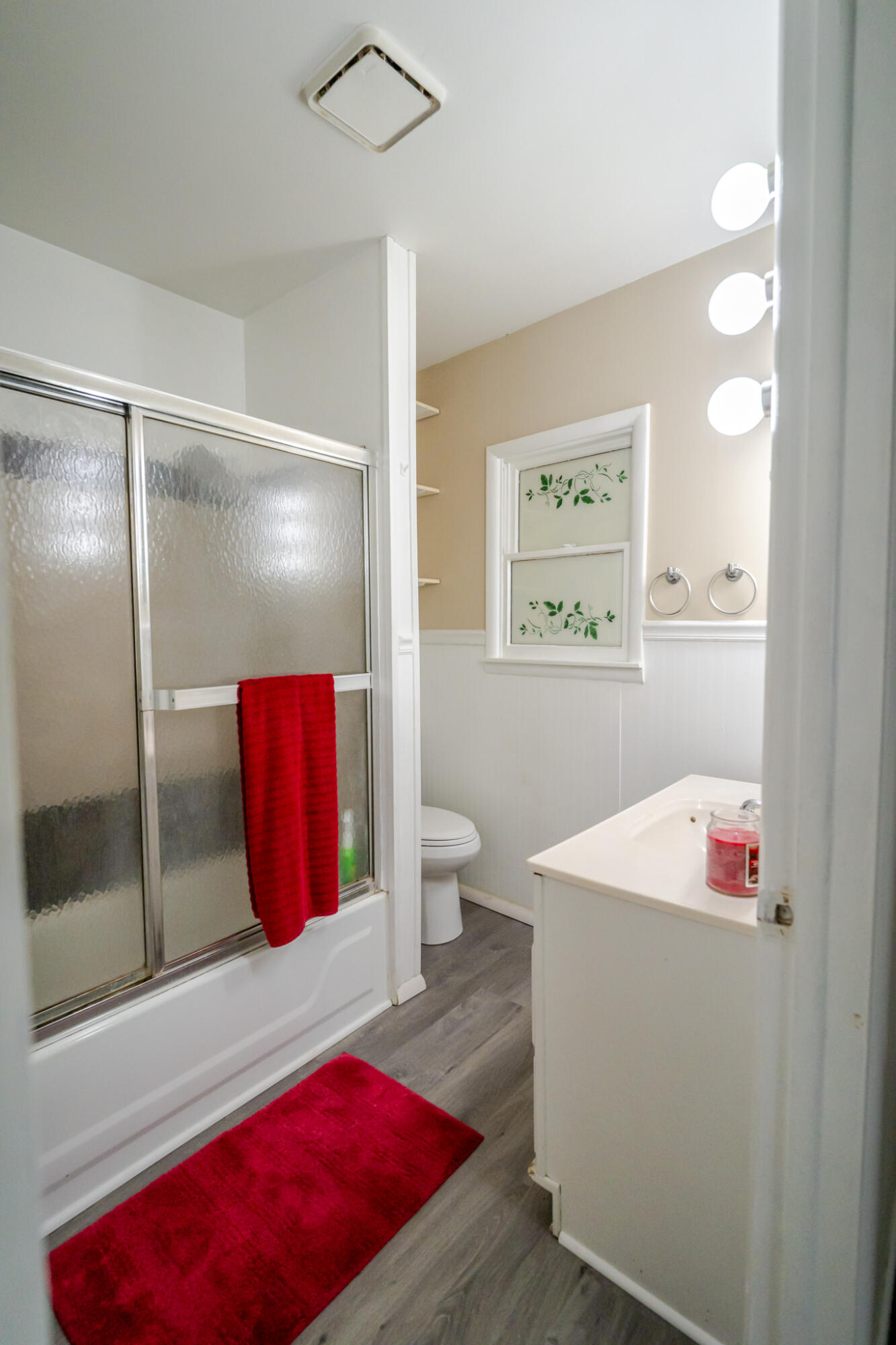 518 West College Street Property Photo 22