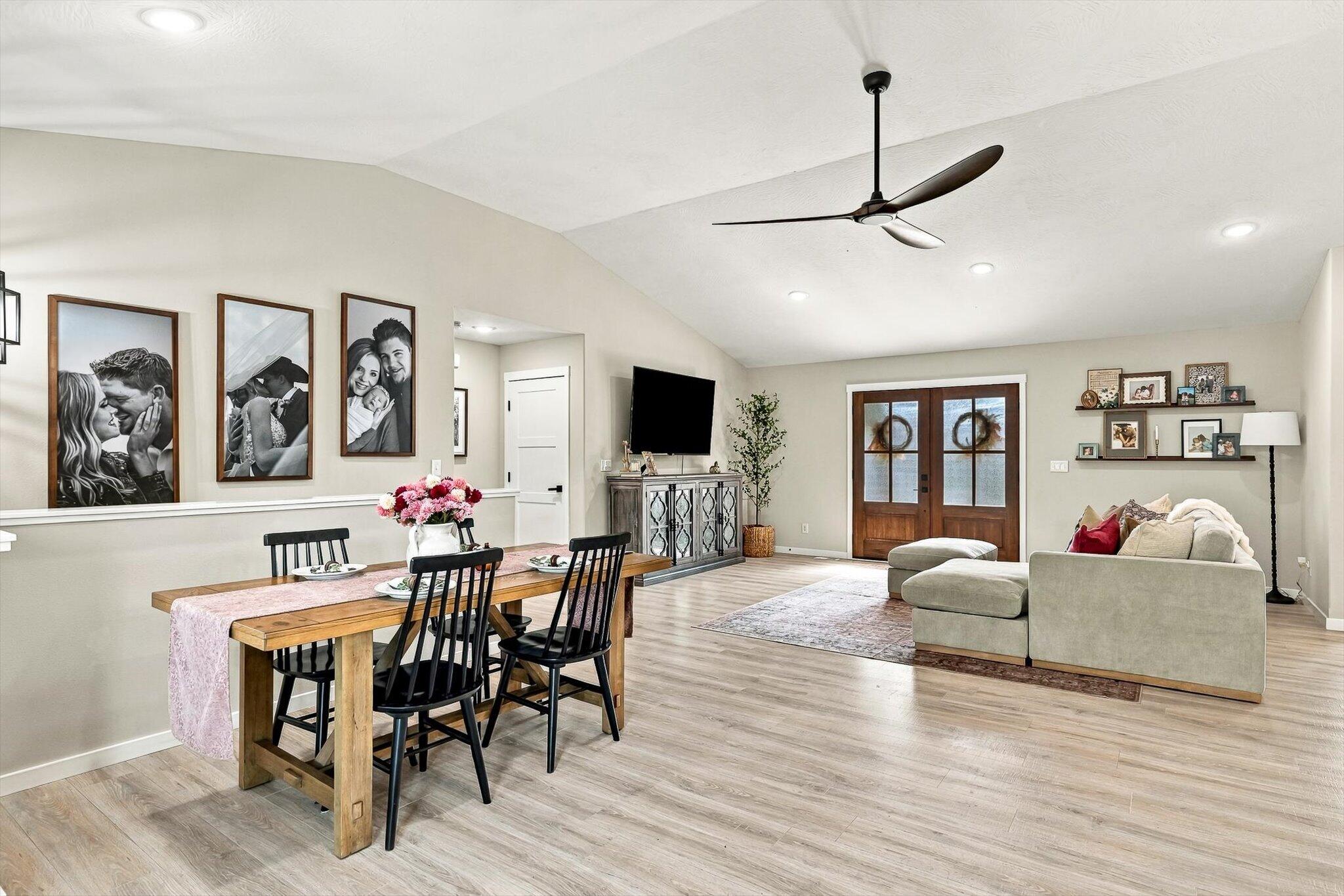 3773 Highway K Property Photo 17