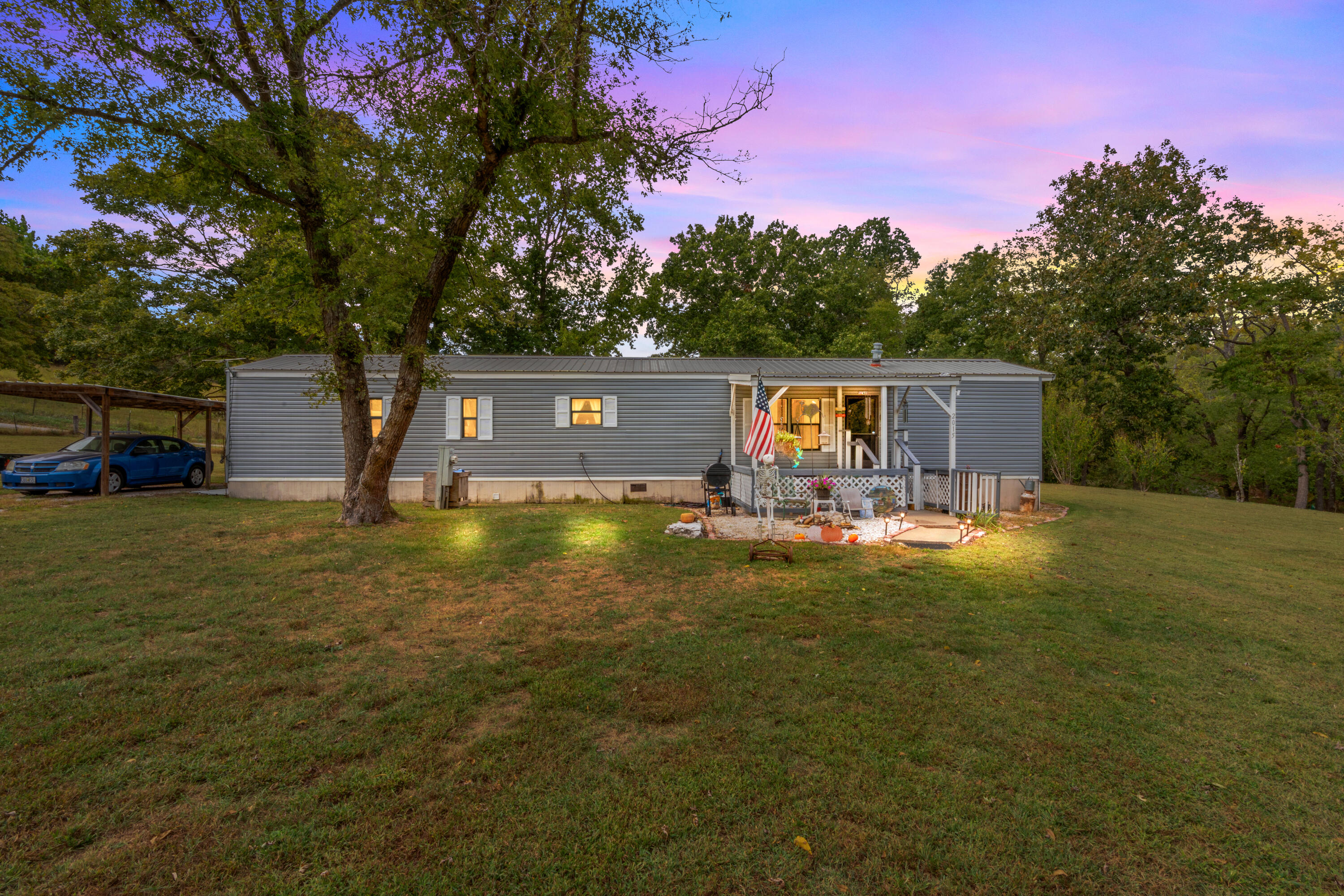 2015 Aspen Road Property Photo 1