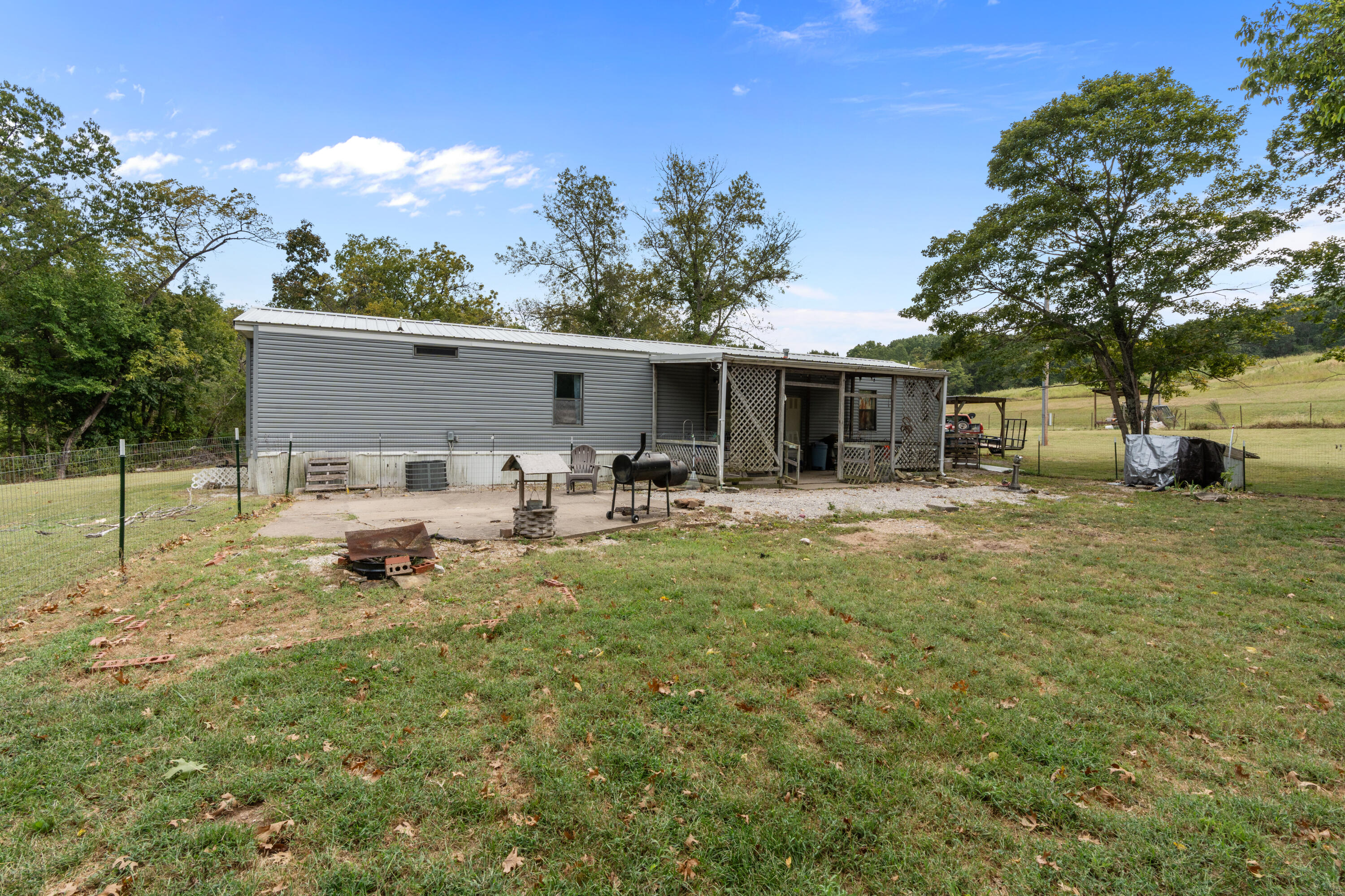 2015 Aspen Road Property Photo 12