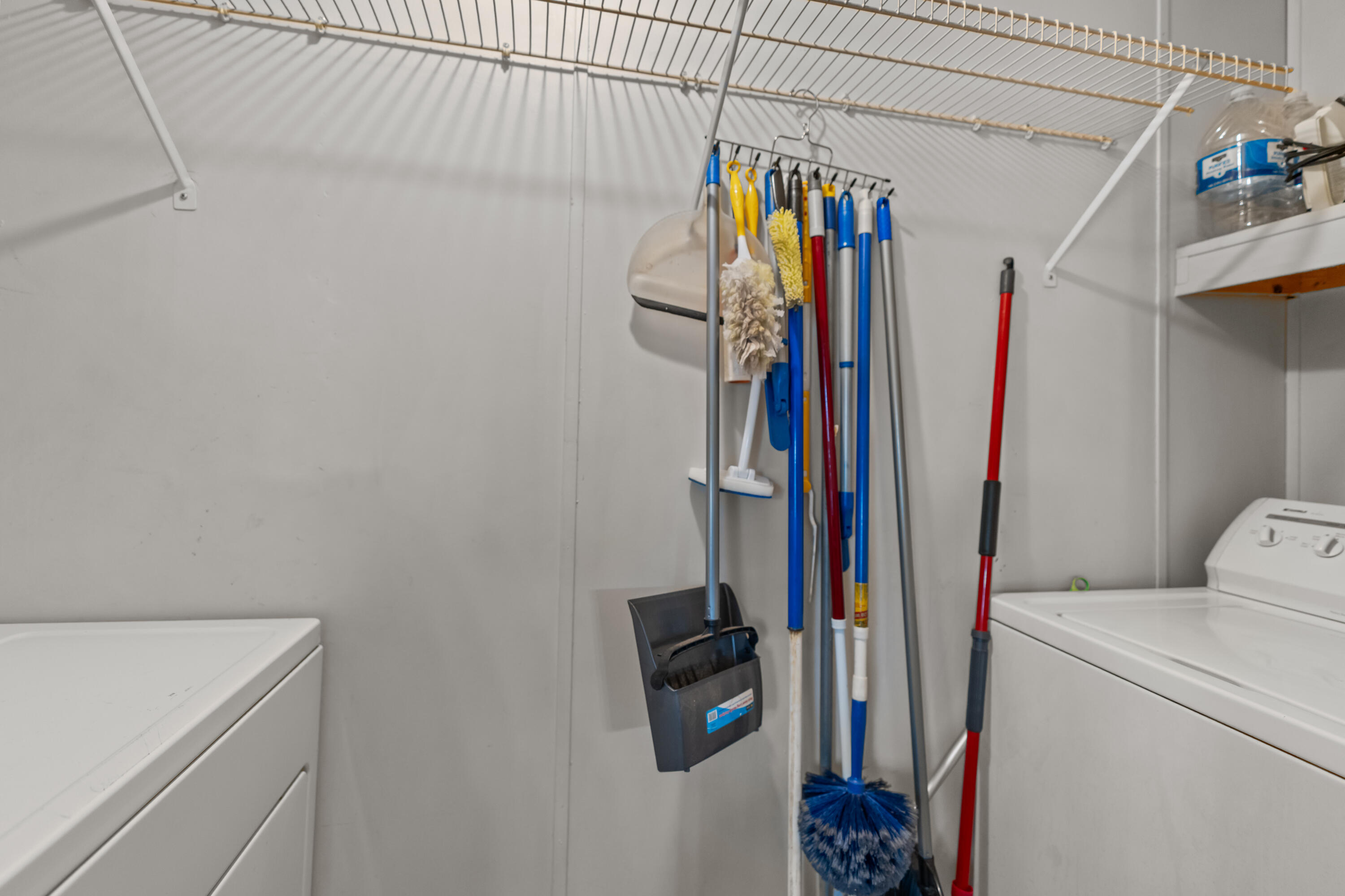 2015 Aspen Road Property Photo 24