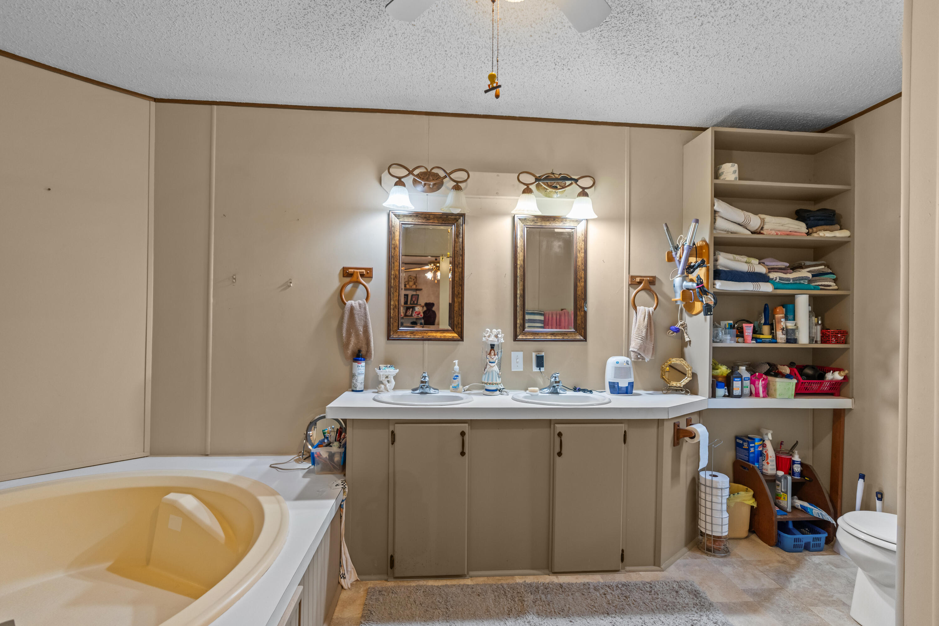 2015 Aspen Road Property Photo 28