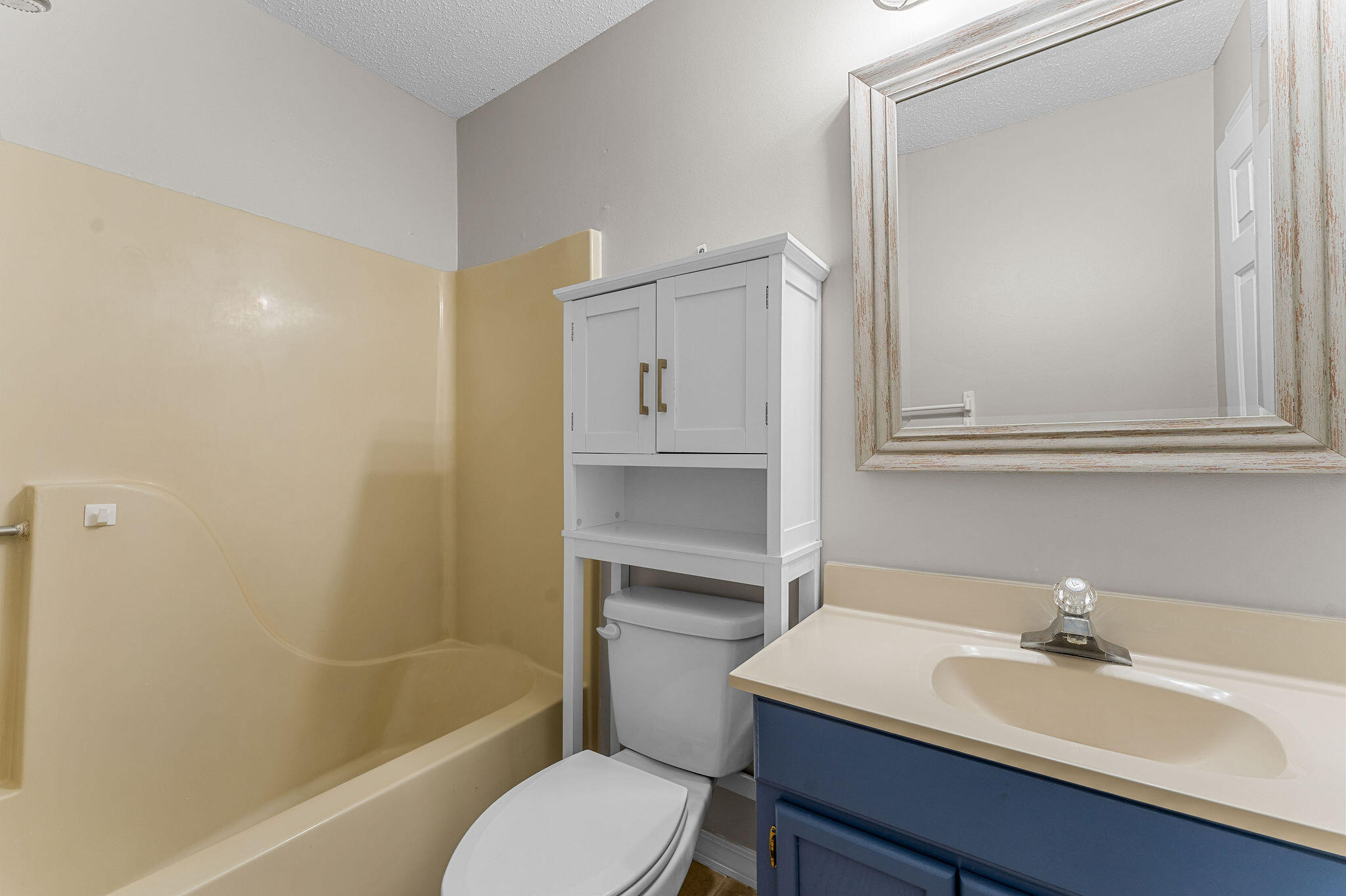 517 Arrowhead Circle Property Photo 18