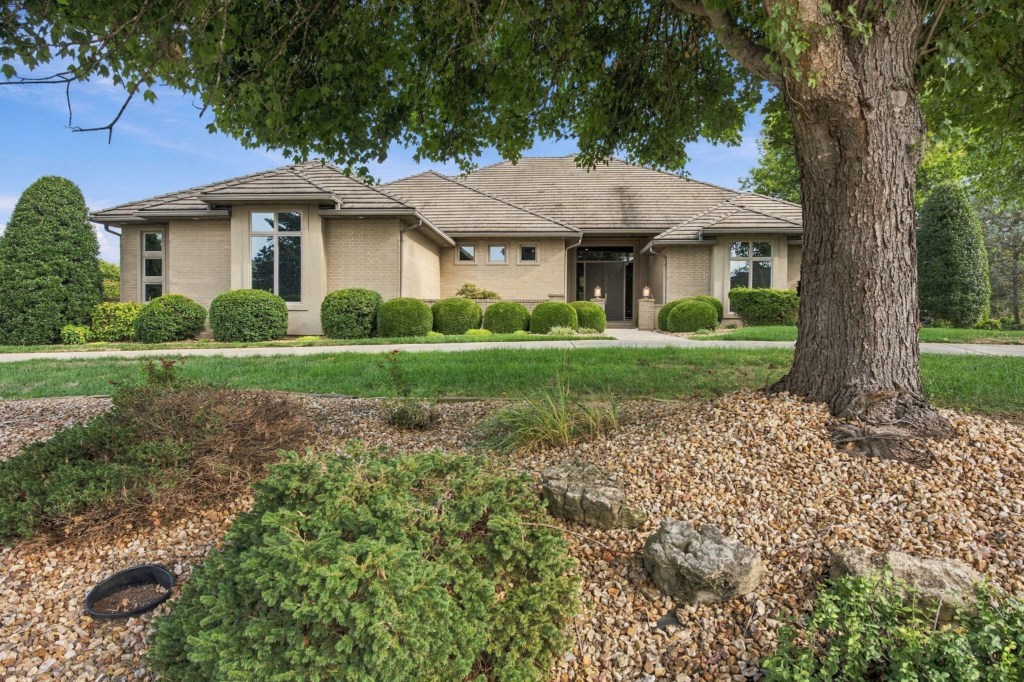 3971 East Glen Abbey Drive Property Photo 1