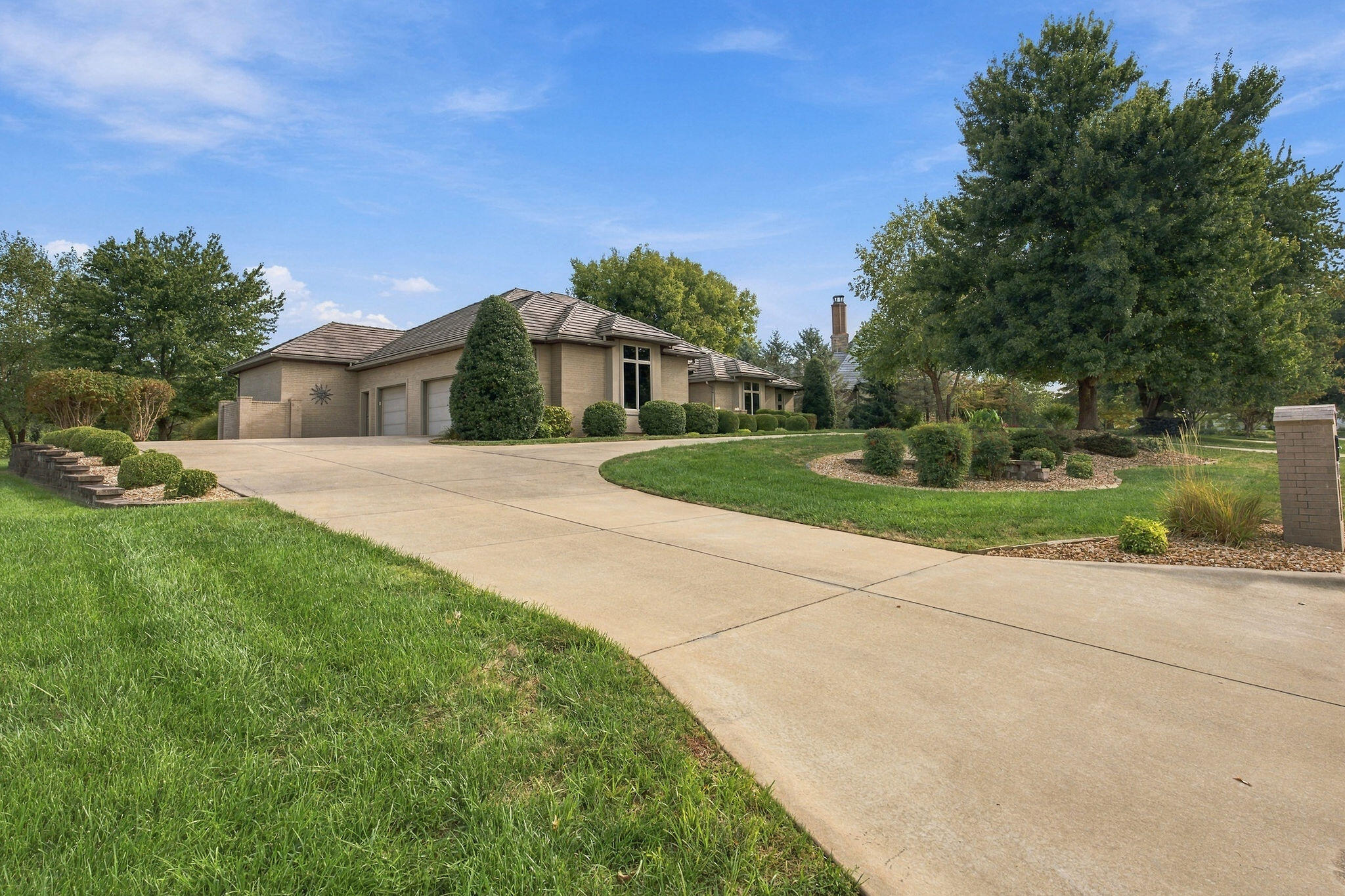 3971 East Glen Abbey Drive Property Photo 8