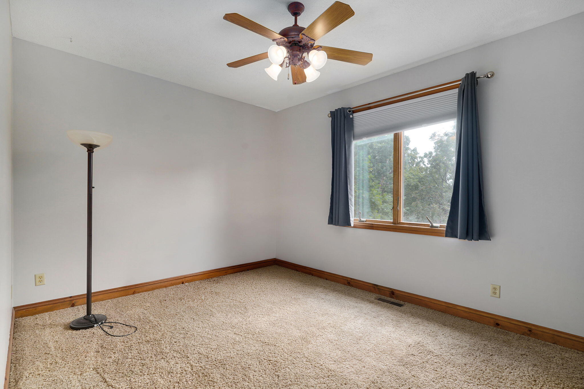 1804 North Hearthstone Lane Property Photo 24